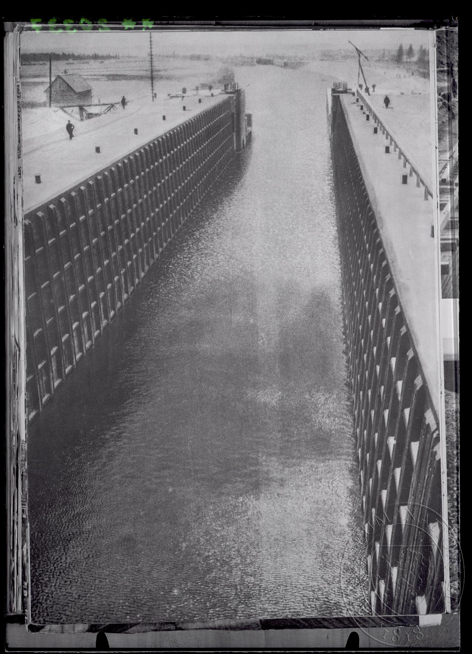 Obrázek Fotografie, průplav z Leningradu do Bílého moře