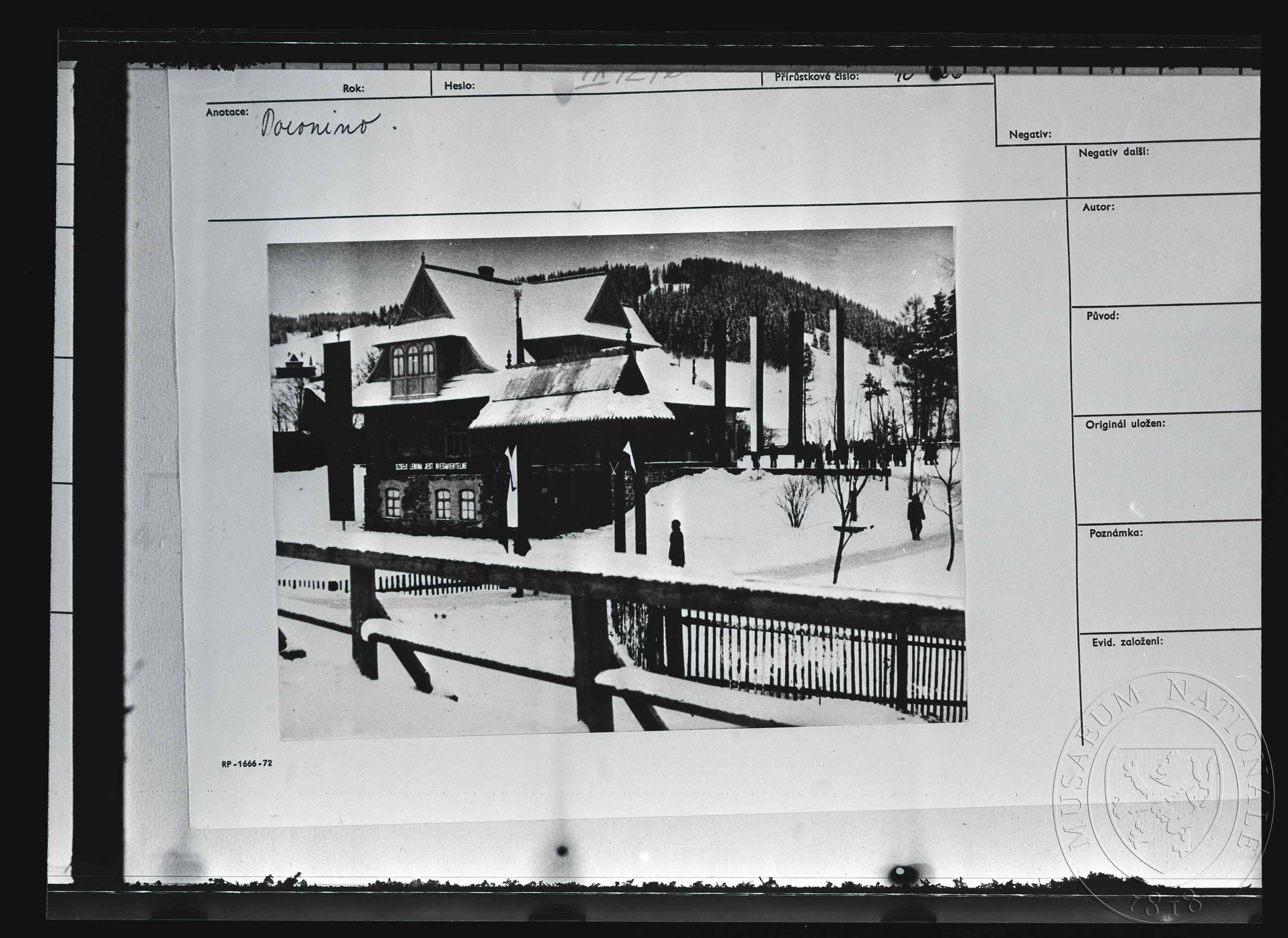 Náhledový obrázek Fotografie, dům v Poronino v zimě - 1