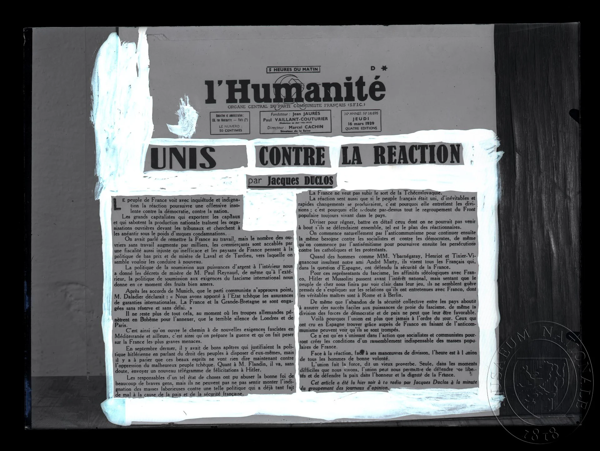 Obrázek Článek Unis contre la reaction, periodikum l´Humanité, roč. 36, čís. 14.695, 16. 3. 1939. Výstřižek.
