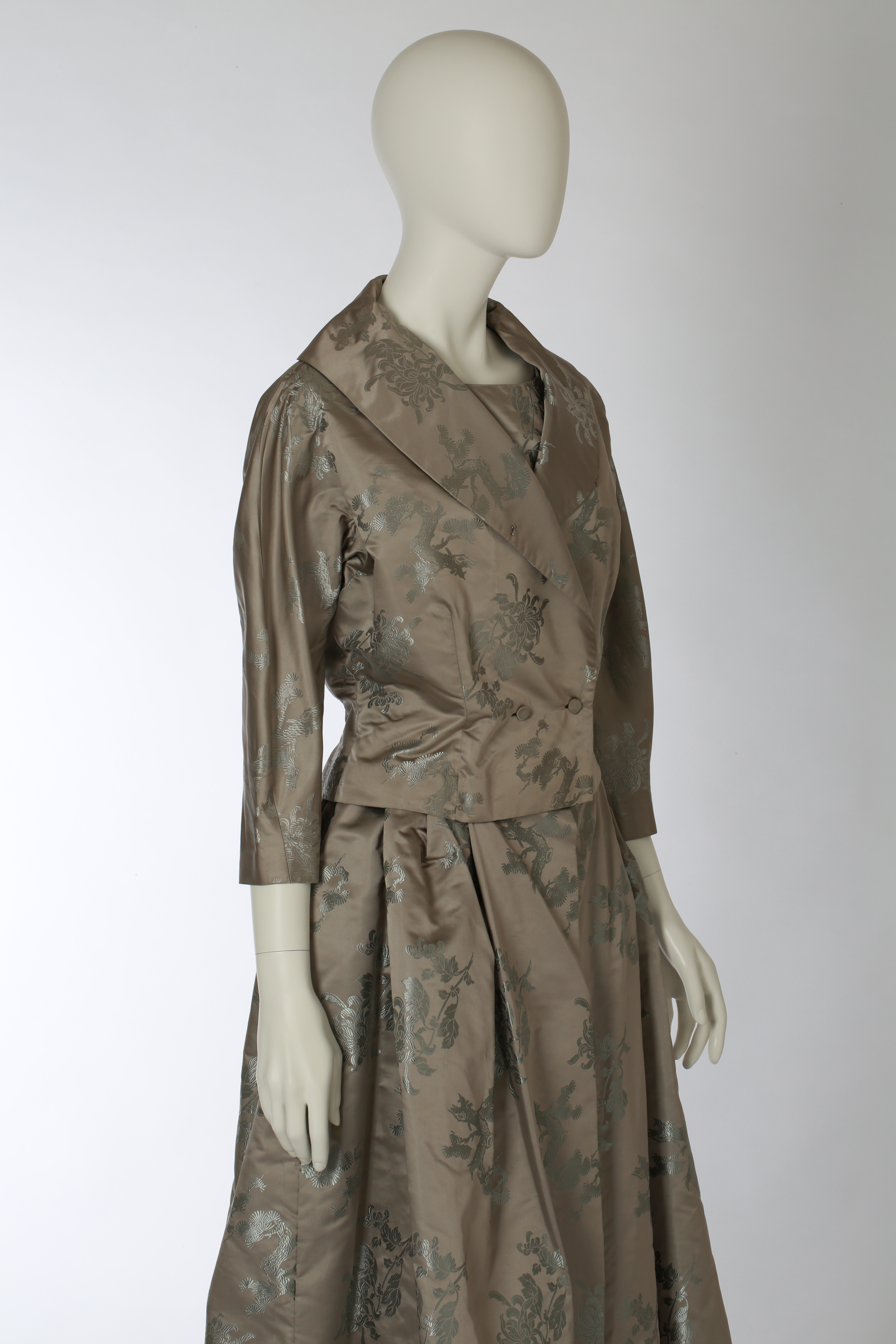 Náhledový obrázek Společenský komplet - 1