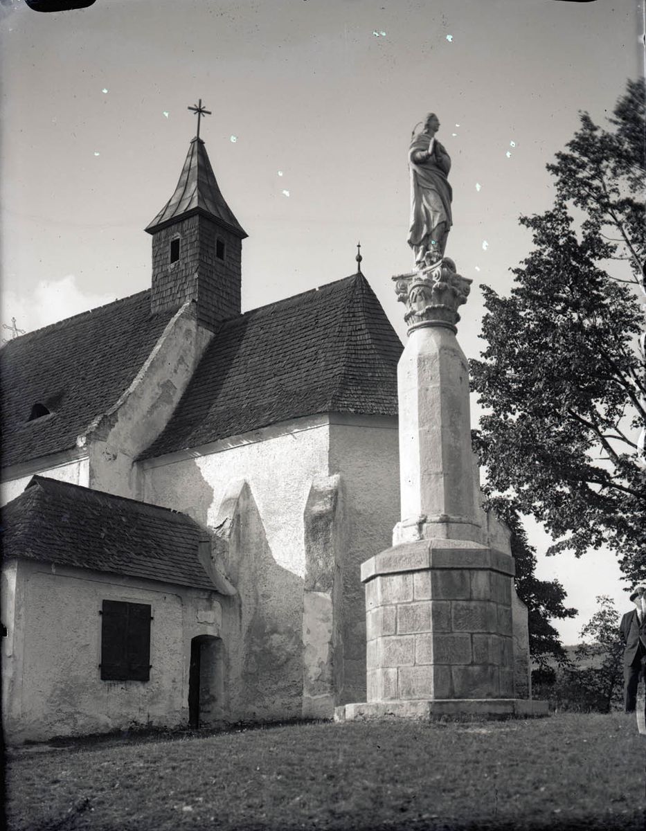 Náhledový obrázek Kostelík mezi Račišdorfem [Račou] a Sv.[ätým] Jurem - 1