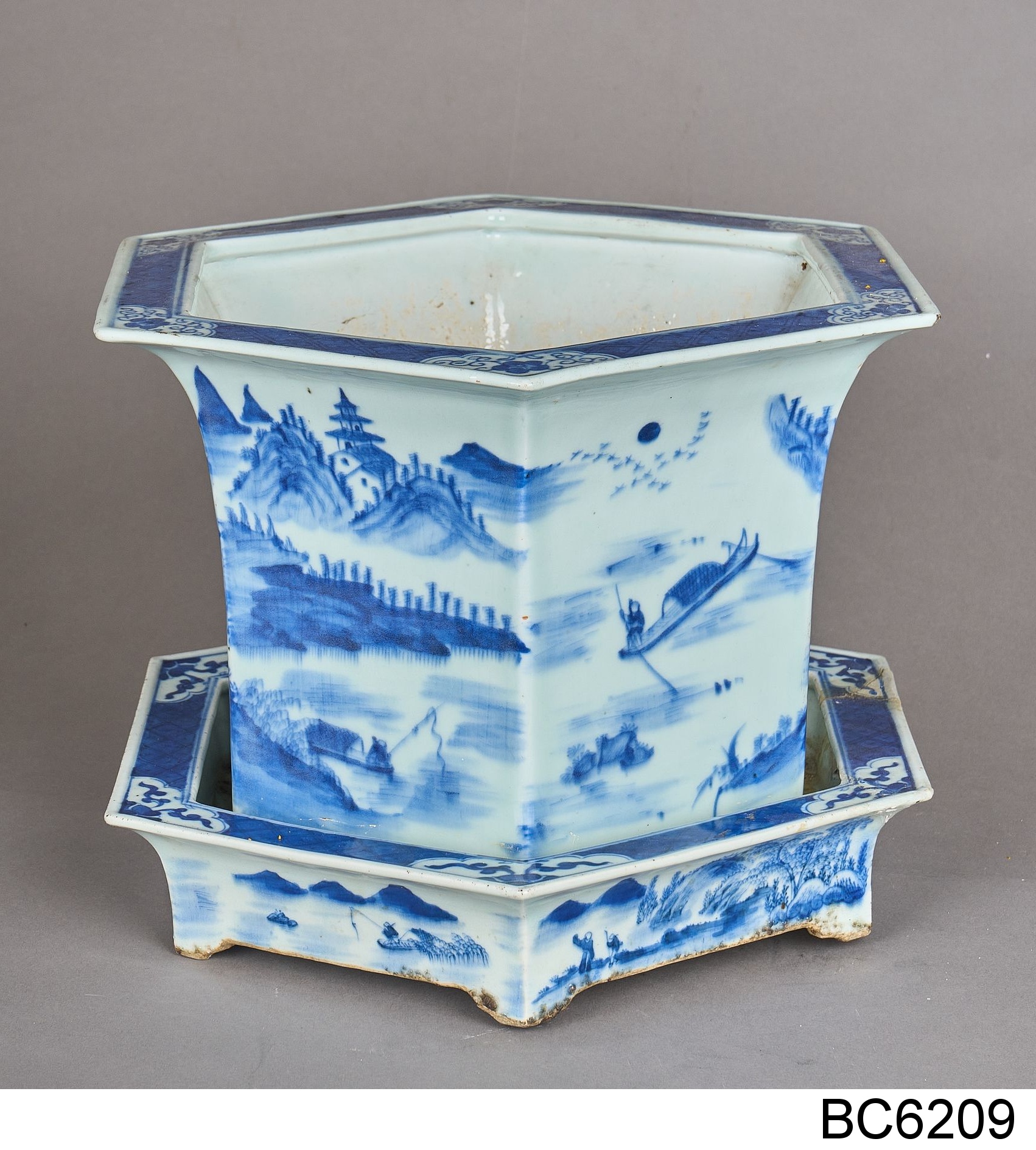 Náhledový obrázek Porcelánový květináč s čínským modrým dekorem - 2