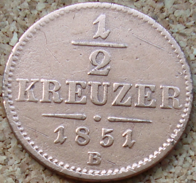 Náhledový obrázek Mince v hodnotě půl krejcaru - 1