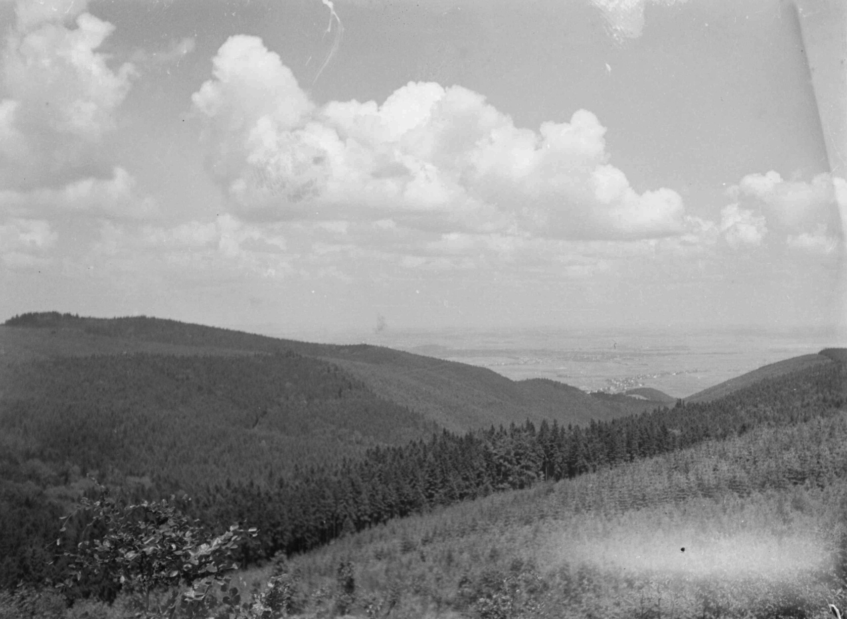 Náhledový obrázek A. M. Schoss: krajina Javornicka (čb. fotografie) - 1