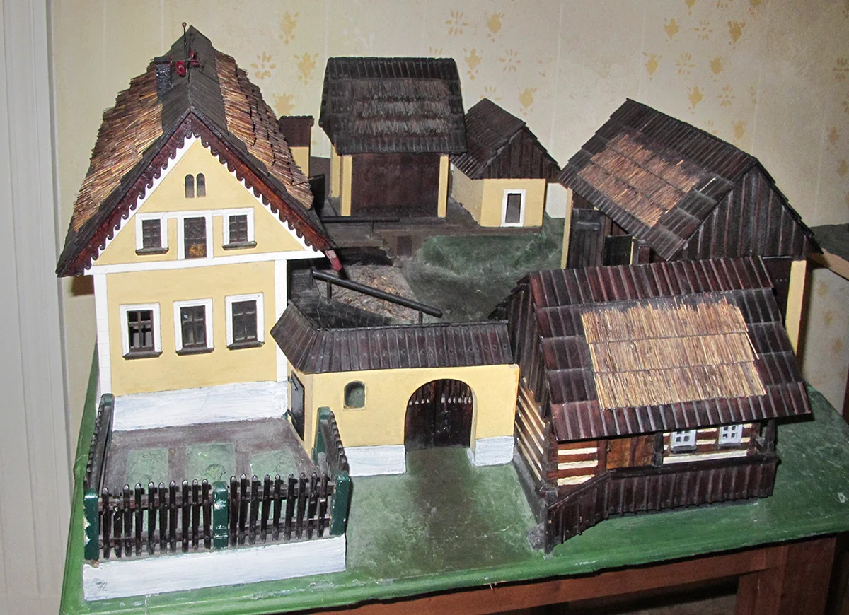 Náhledový obrázek předmětu Model usedlosti v Libňatově