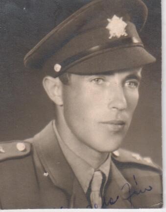 Náhledový obrázek Veterán zahraničního odboje Ján Tringela - 1