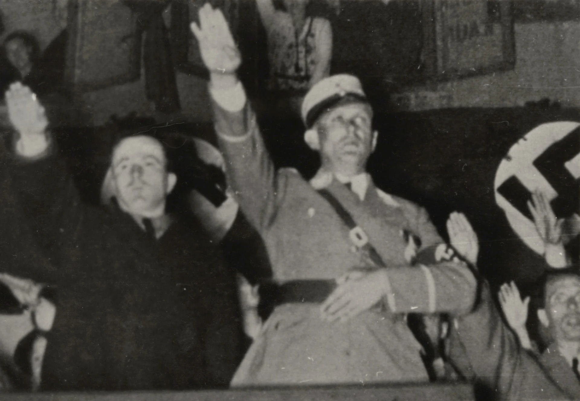Náhledový obrázek předmětu Noční přehlídka SdFK v Jeseníku r. 1938 (reprofoto)