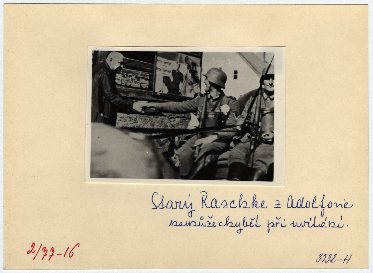 Náhledový obrázek Vítání německé armády v Adolfovicích v říjnu r. 1938 (čb. reprofoto) - 2