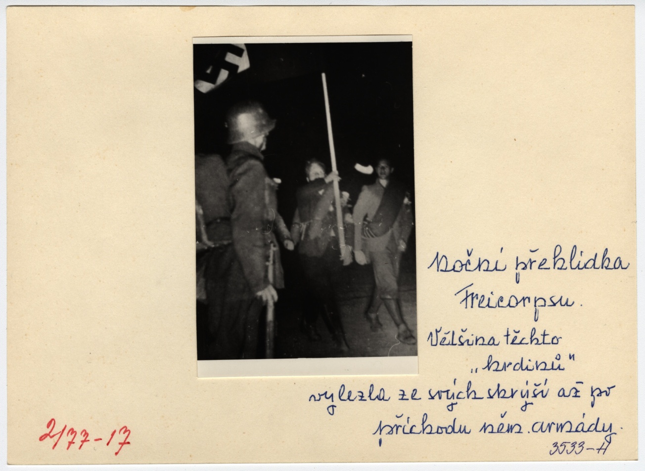 Náhledový obrázek Noční přehlídka SdFK v Jeseníku r. 1938 (reprofoto) - 2