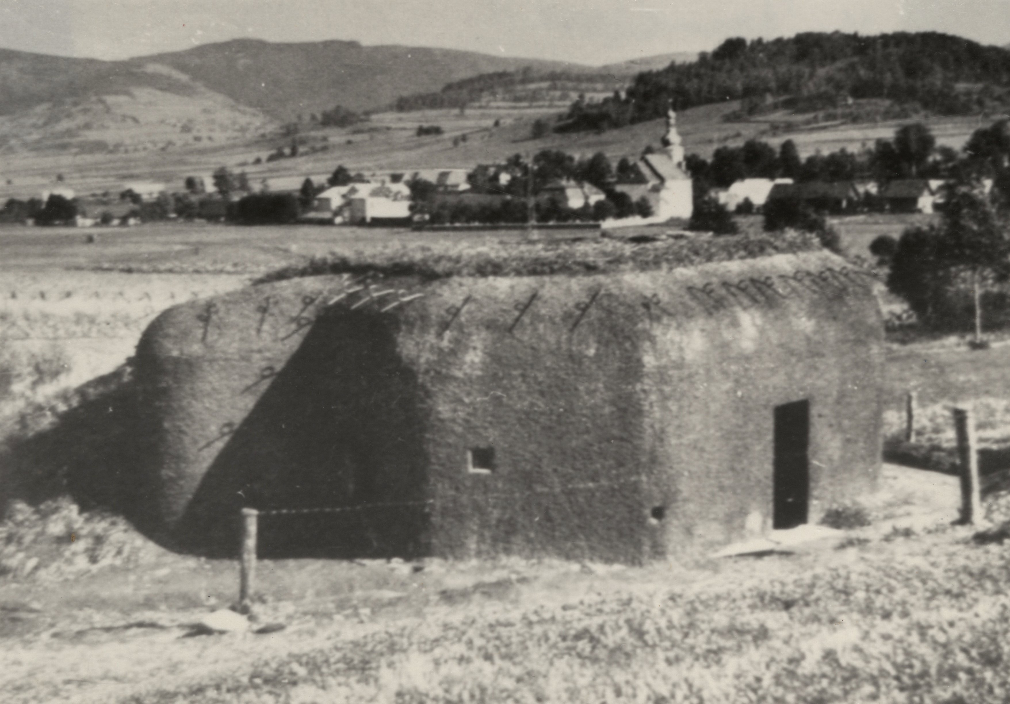 Náhledový obrázek Řopík u Horního Domašova v říjnu r. 1938 (čb. reprofoto) - 1