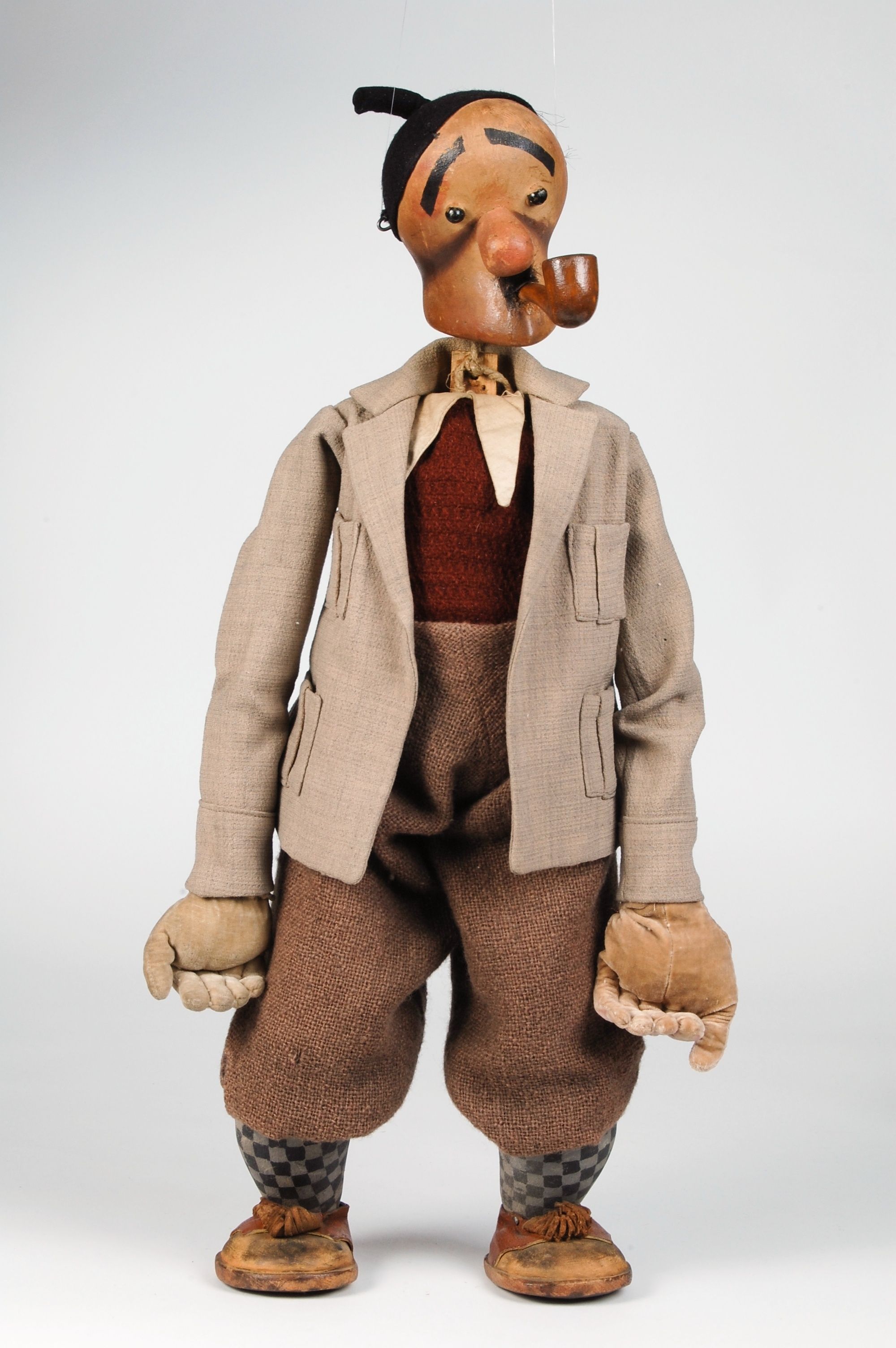 Náhledový obrázek Marioneta - Detektiv s lulkou - 1