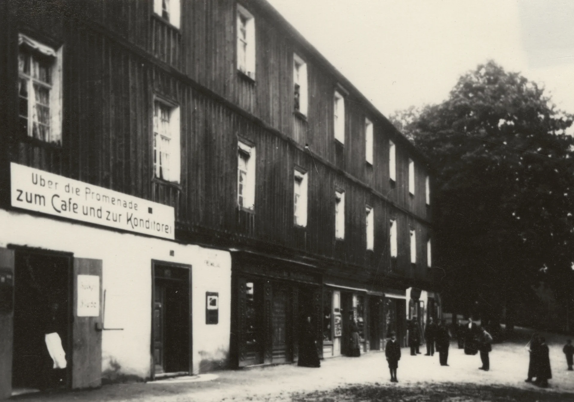 Náhledový obrázek předmětu Prkenný dům v Lázních Jeseník v roce 1892 (reprofoto)