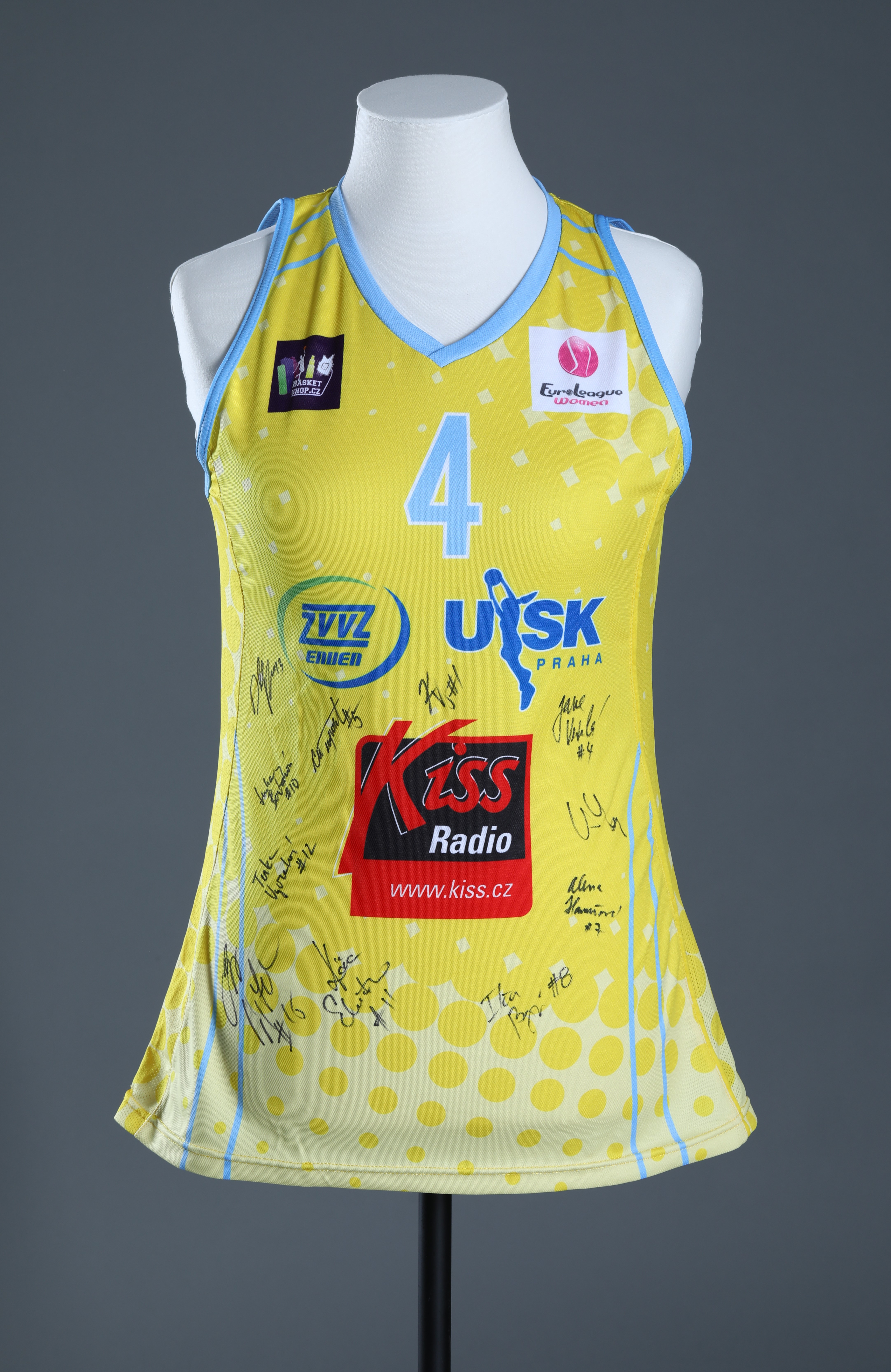 Náhledový obrázek Dres basketbalistky Jany Veselé z klubu USK Praha - 2