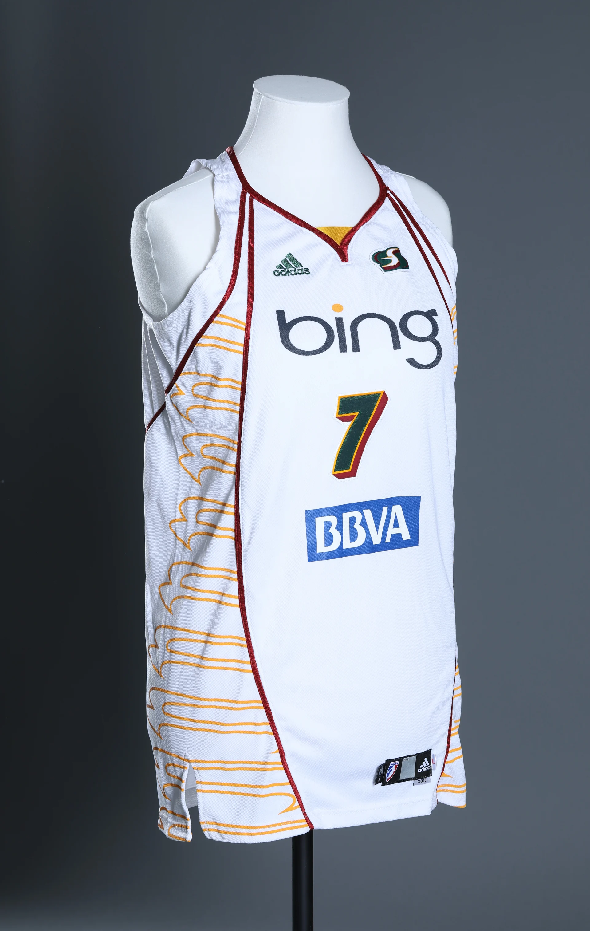 Náhledový obrázek předmětu Dres basketbalistky Jany Veselé z klubu Seattle Storm