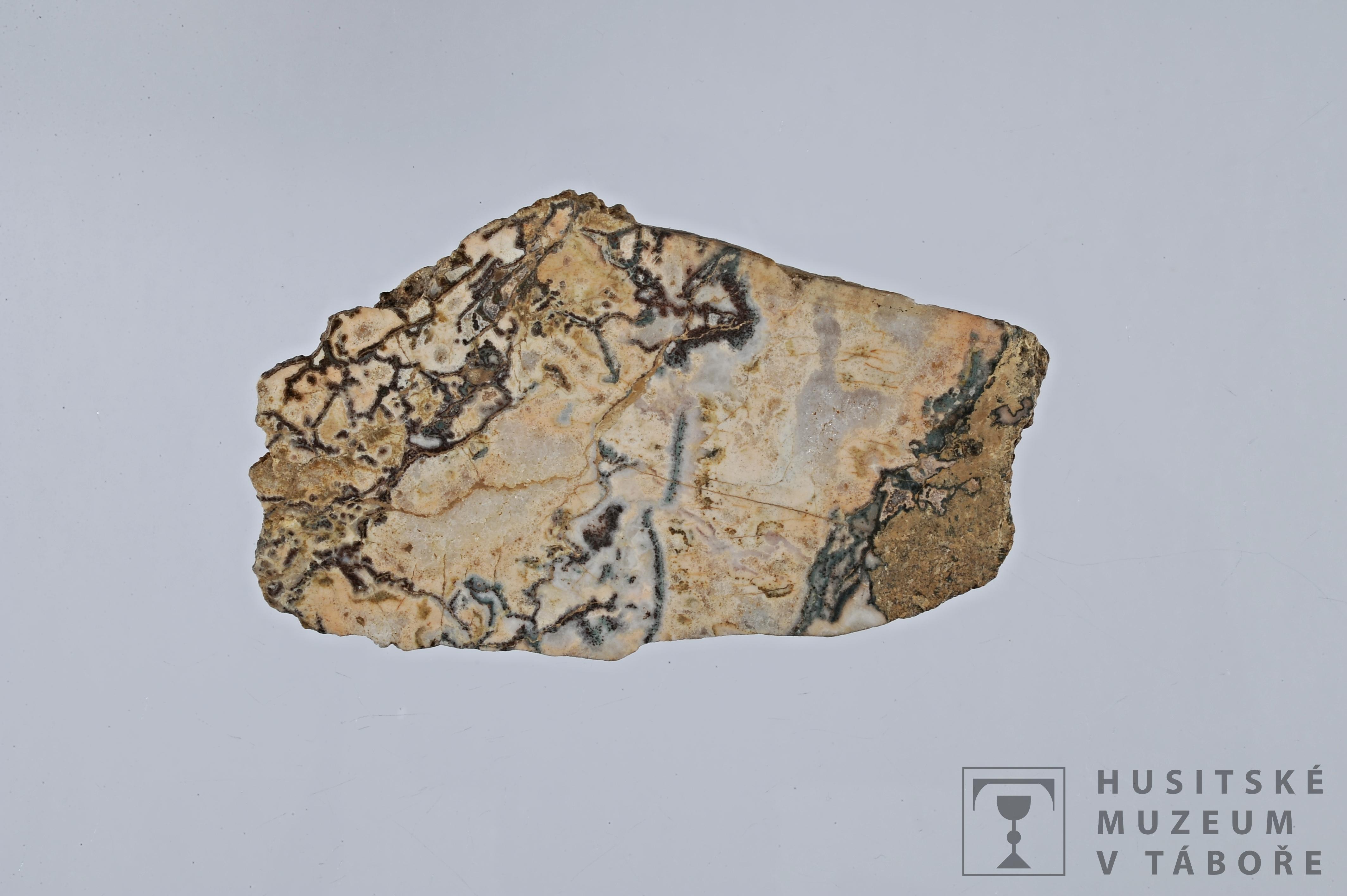 Náhledový obrázek křemen - chalcedon - jaspis; křemen - 1