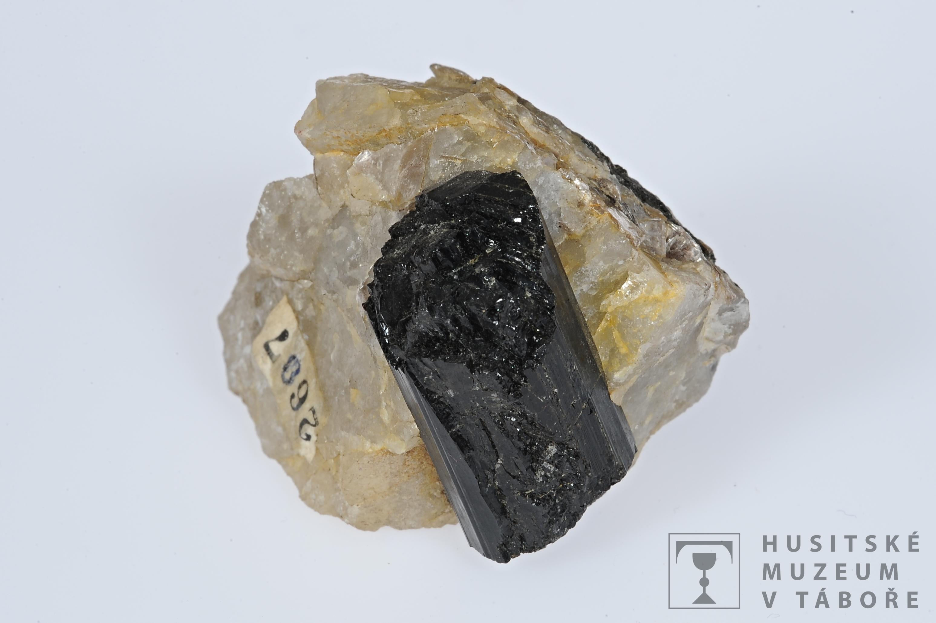 Náhledový obrázek turmalín - skoryl; křemen - 1