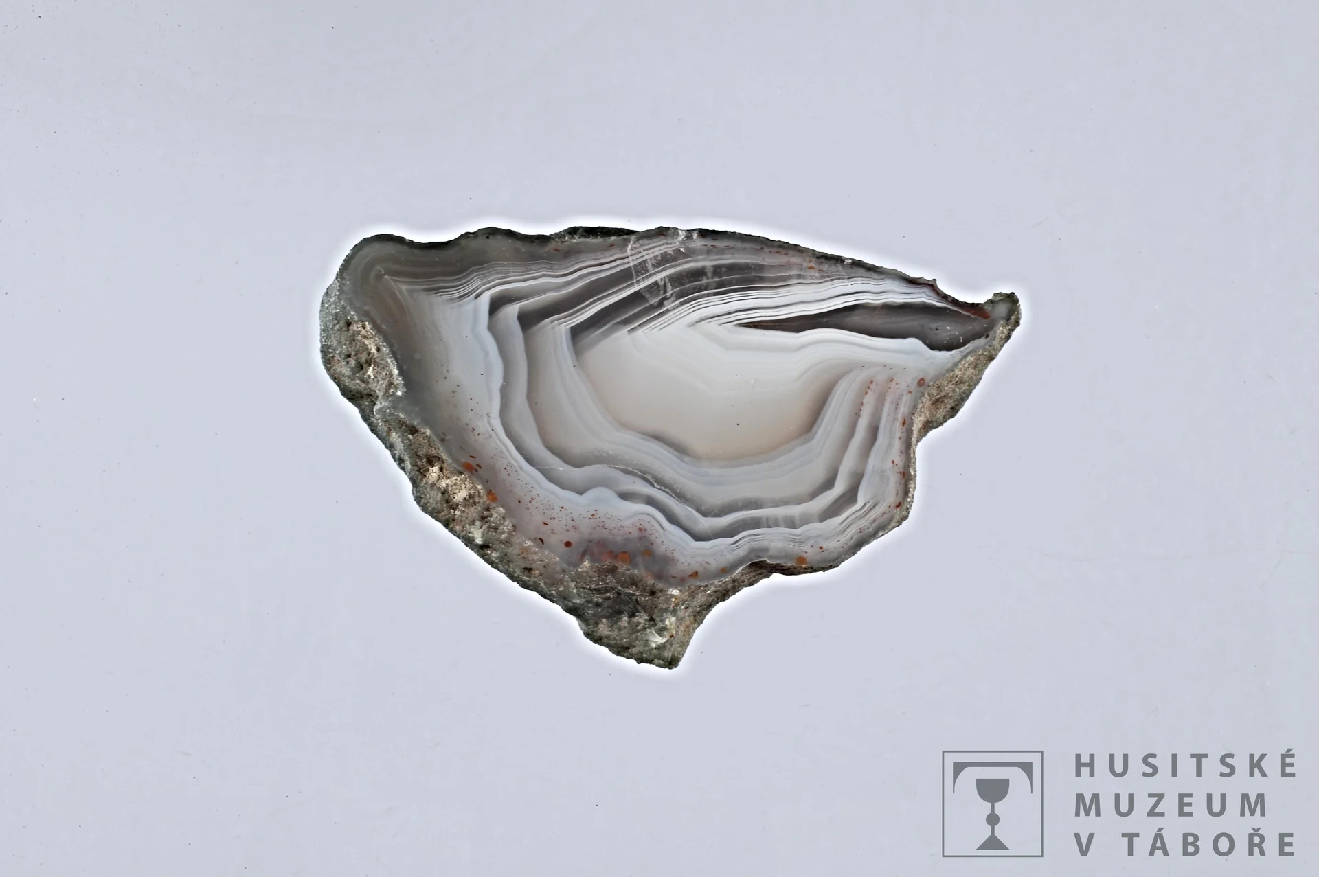 Náhledový obrázek předmětu křemen - chalcedon - achát; křemen - chalcedon