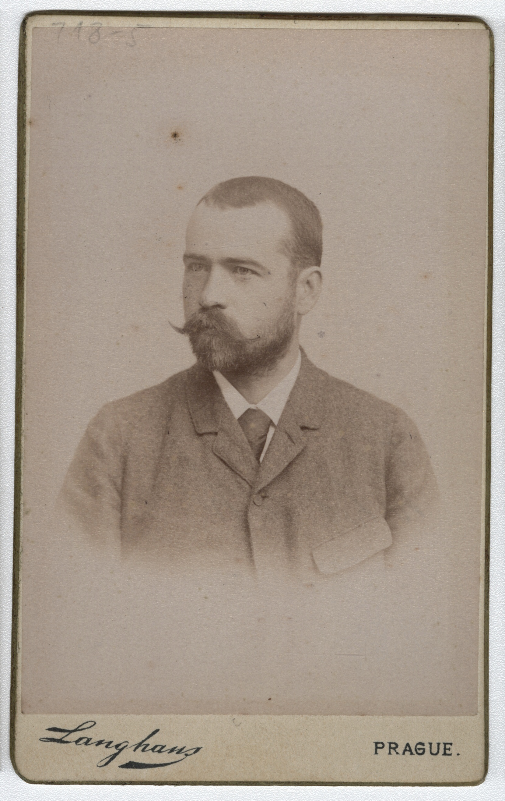 Náhledový obrázek Lesnický asistent Franz Schuster (kabinetní portrét) - 1