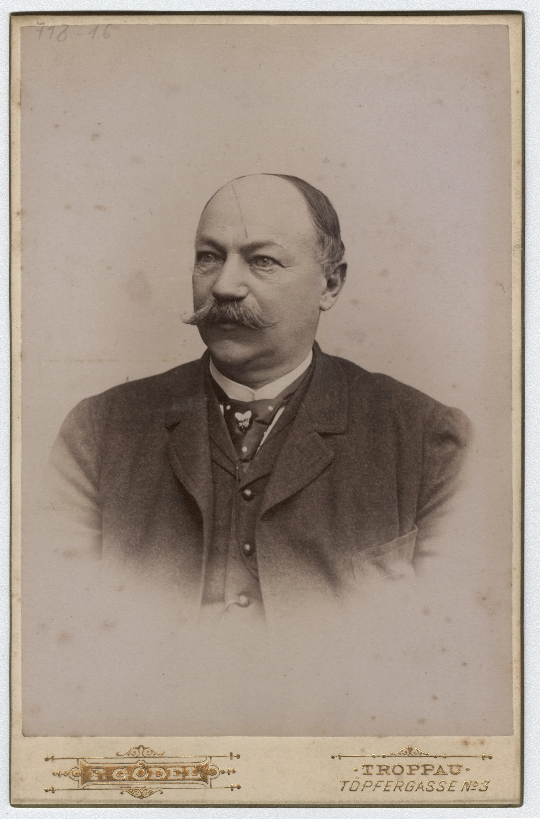 Náhledový obrázek předmětu Lesmistr Johann Nepomuk Peschke (kabinetní portrét)
