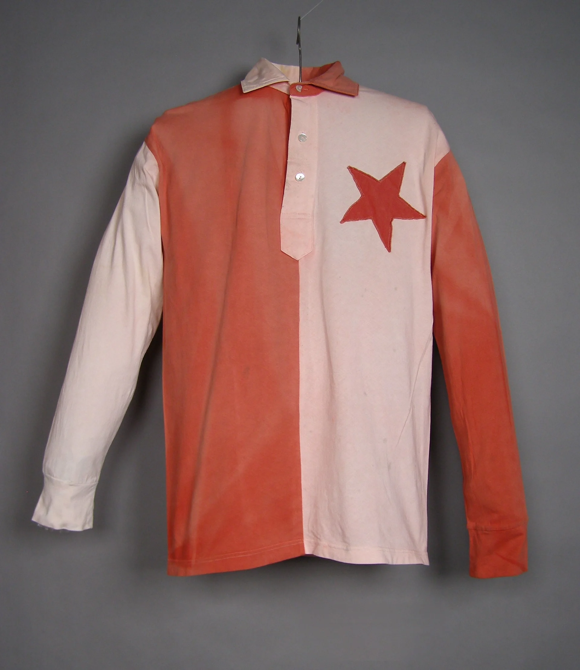 Náhledový obrázek předmětu Fotbalový dres. SK Slavia