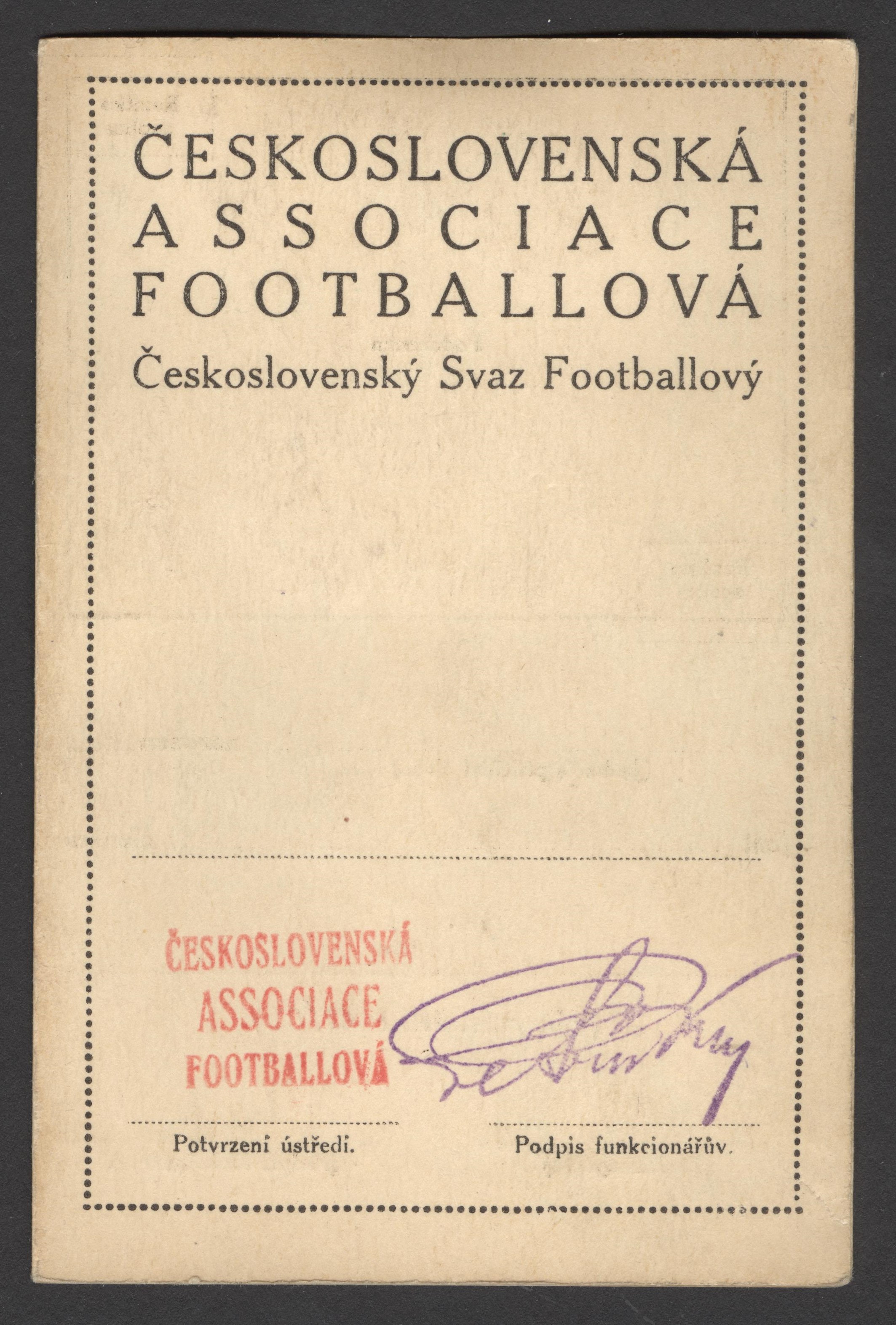 Náhledový obrázek Československá associace footballová. Členský průkaz - 3