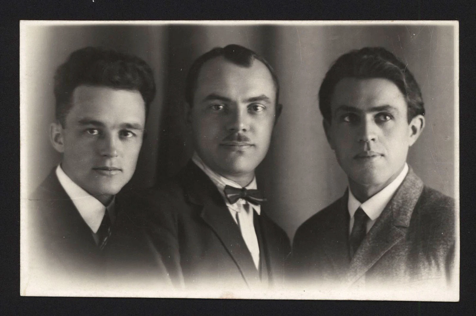Náhledový obrázek předmětu Pavlo Kovžun, Mykola Butovyč, Robert Lisovskyj