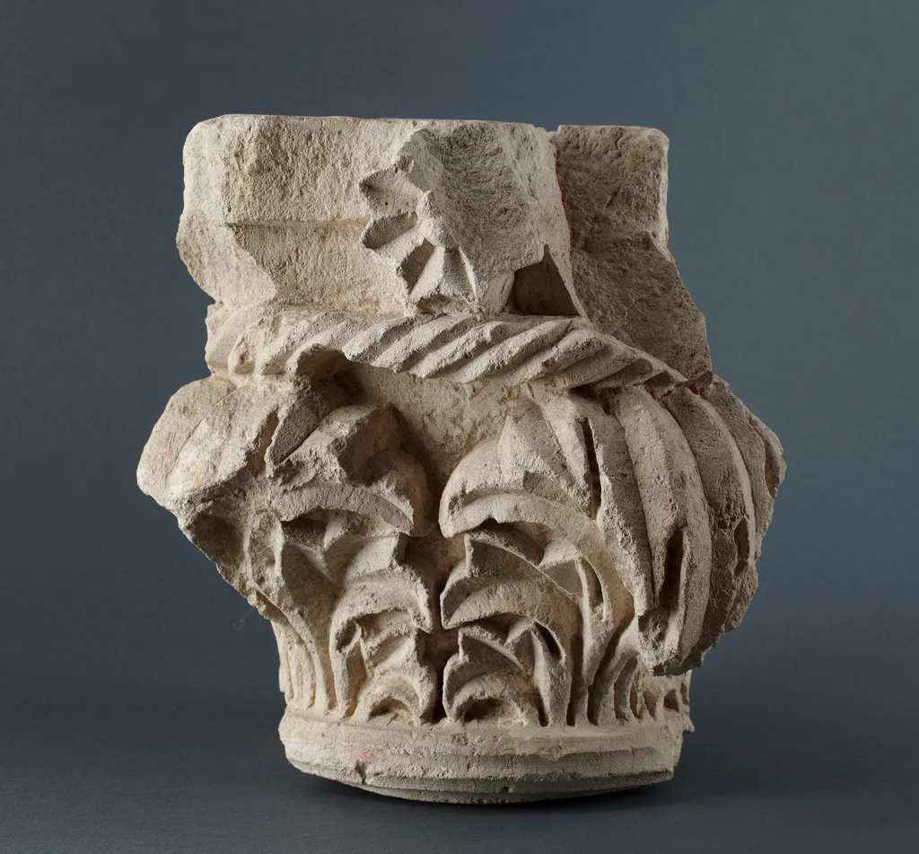 Náhledový obrázek předmětu Architektonický článek - fragment hlavice sloupu