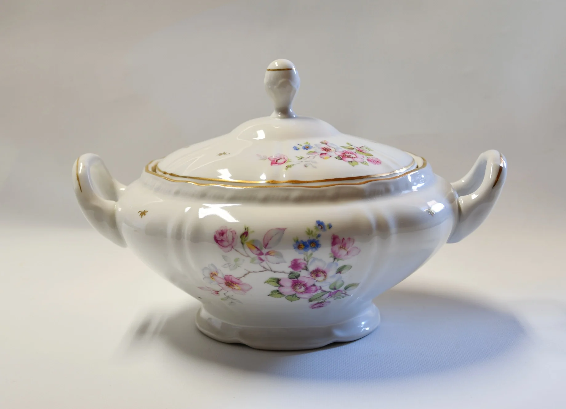Náhledový obrázek předmětu Porcelánová polévková mísa