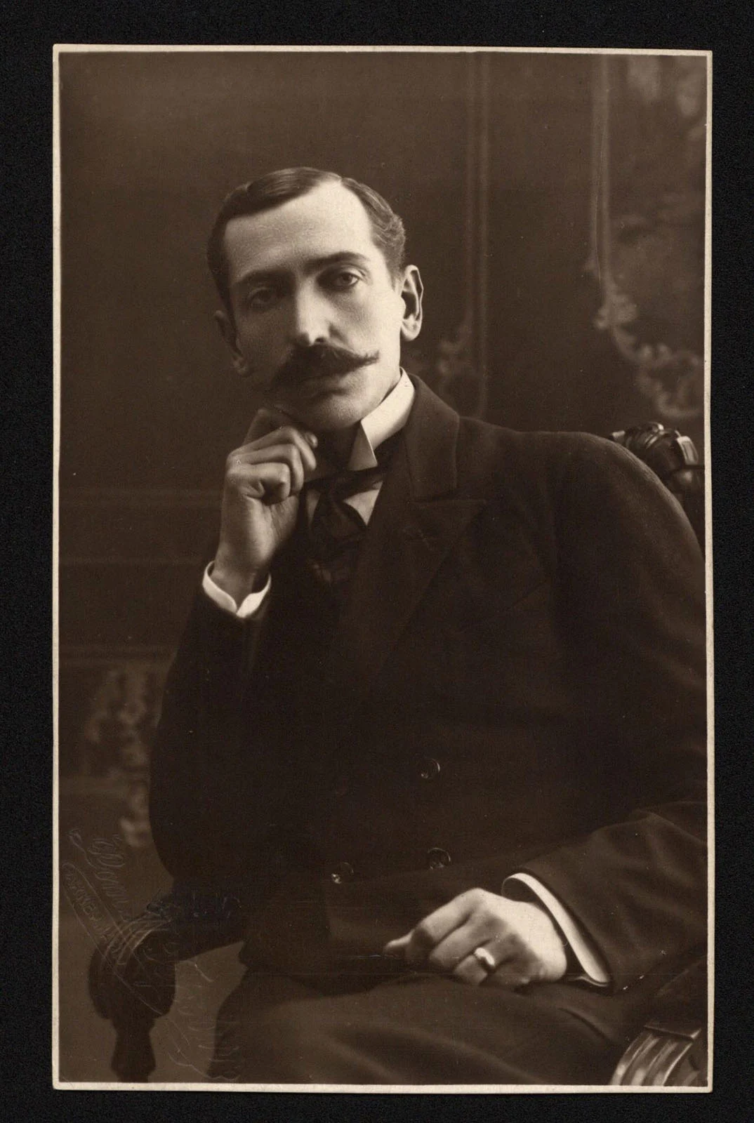 Náhledový obrázek předmětu Veleváženému kamarádovi Mykytovi Šapovalovi na památku na společnou práci pro obrození vlasti. Ilko Havryljuk, 1923