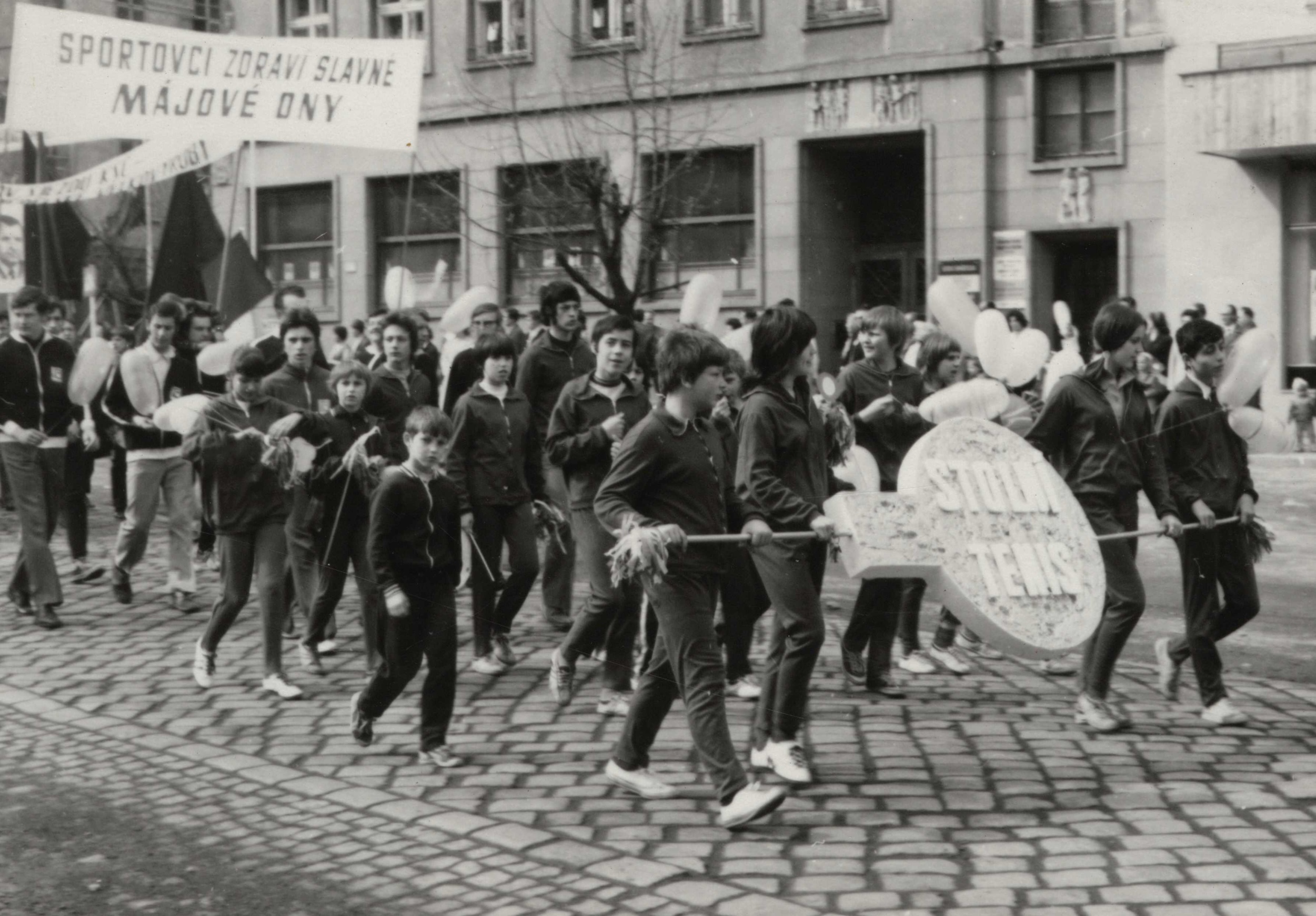 Náhledový obrázek Oslava 1. máje 1973 v Jeseníku (čb. fotografie) - 1