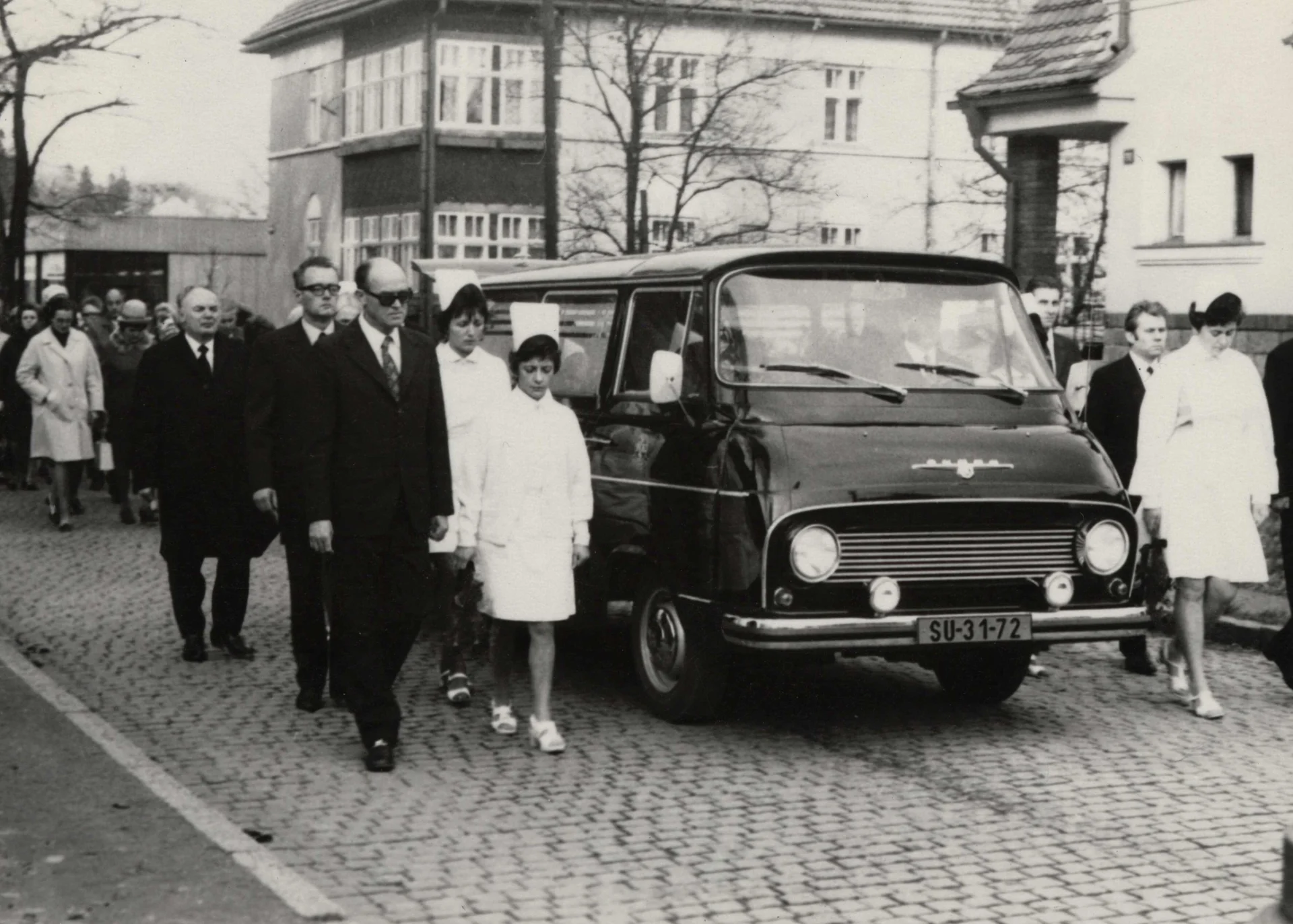 Náhledový obrázek předmětu Pohřeb jesenického primáře dr. Hauka (čb. fotografie)