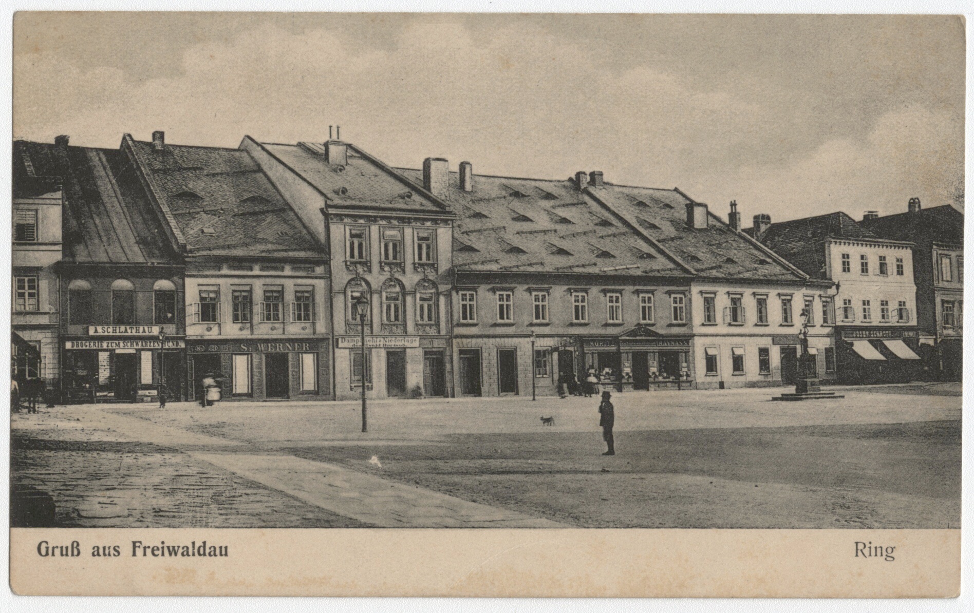 Náhledový obrázek Náměstí v Jeseníku (čb. pohlednice) - 1