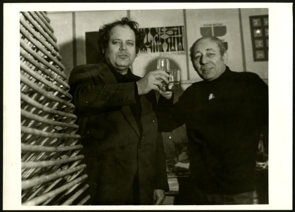 Náhledový obrázek Výtvarníci Jaroslav Hořánek a Jaroslav Kaiser - 1
