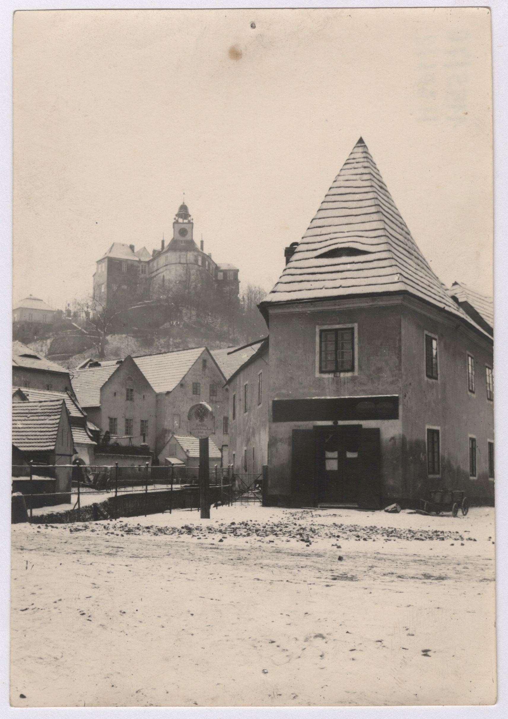 Náhledový obrázek Město Javorník a zámek Jánský Vrch (čb. fotografie) - 1