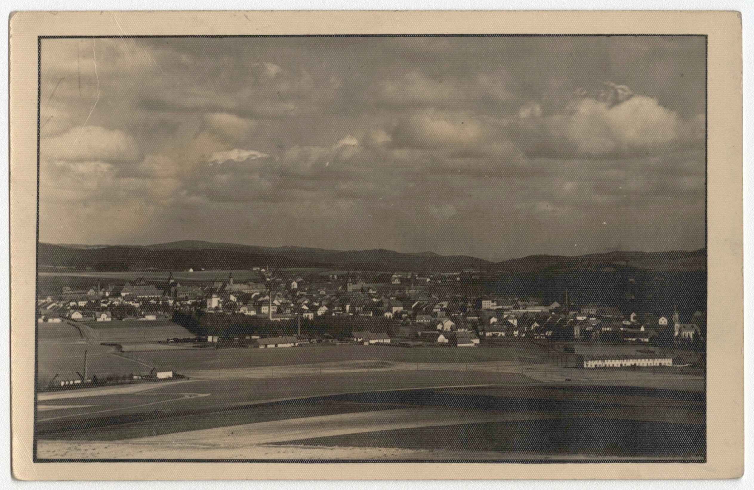 Náhledový obrázek Bruntál (čb. pohlednice) - 1