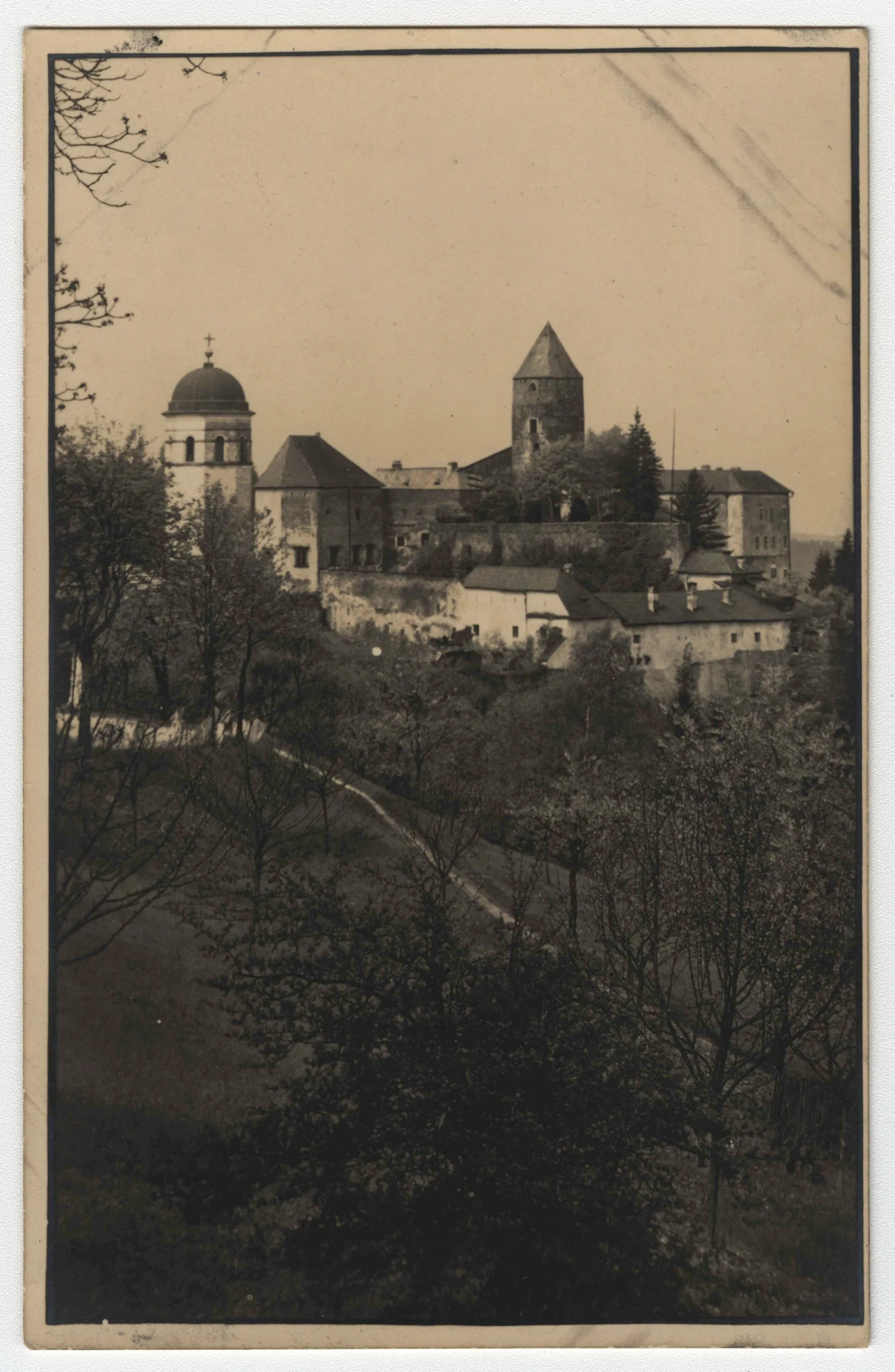Náhledový obrázek předmětu Hrad Sovinec (čb. pohlednice)