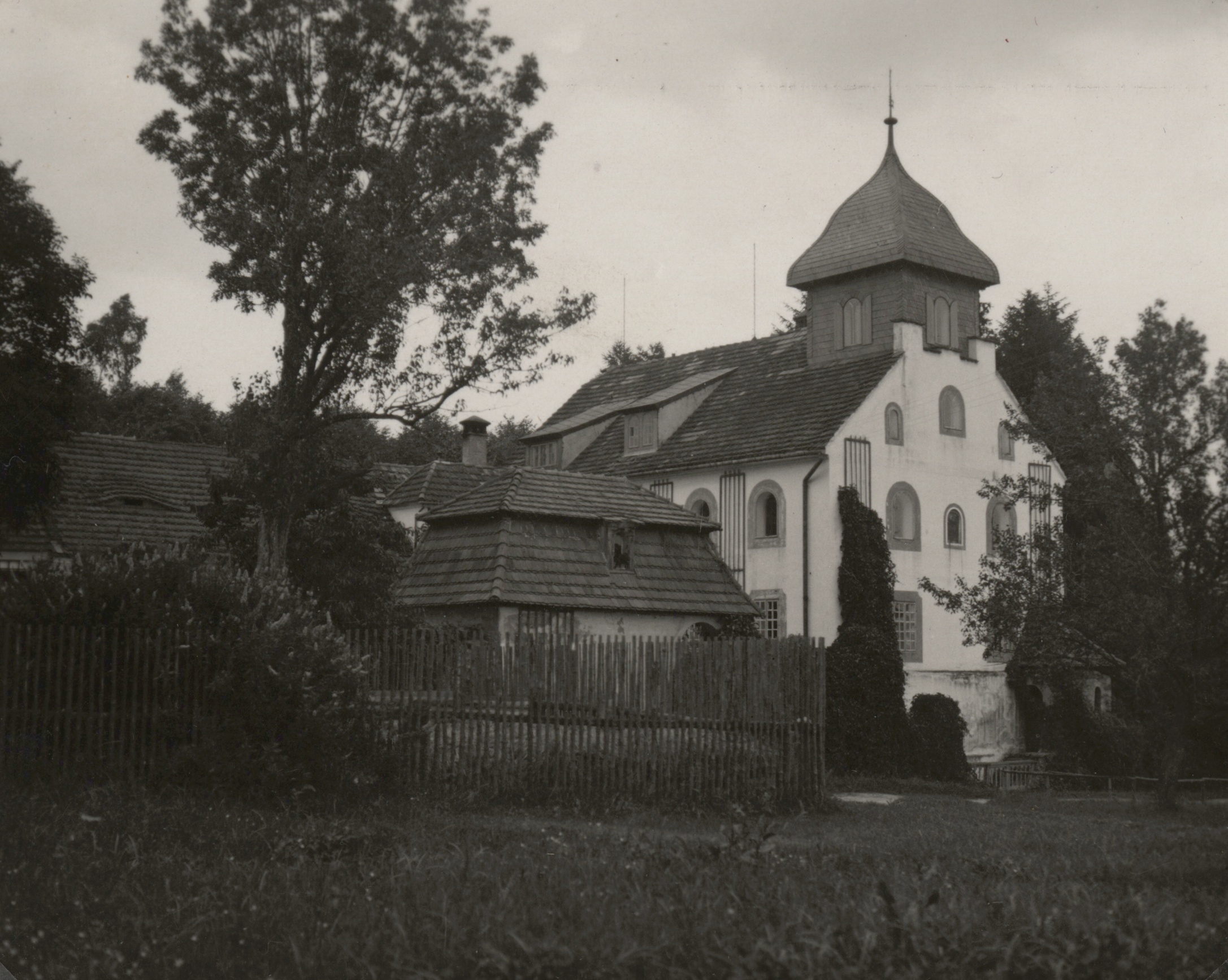 Náhledový obrázek Kozí hrádek v Bílém Potoce (fotografická koláž) - 2