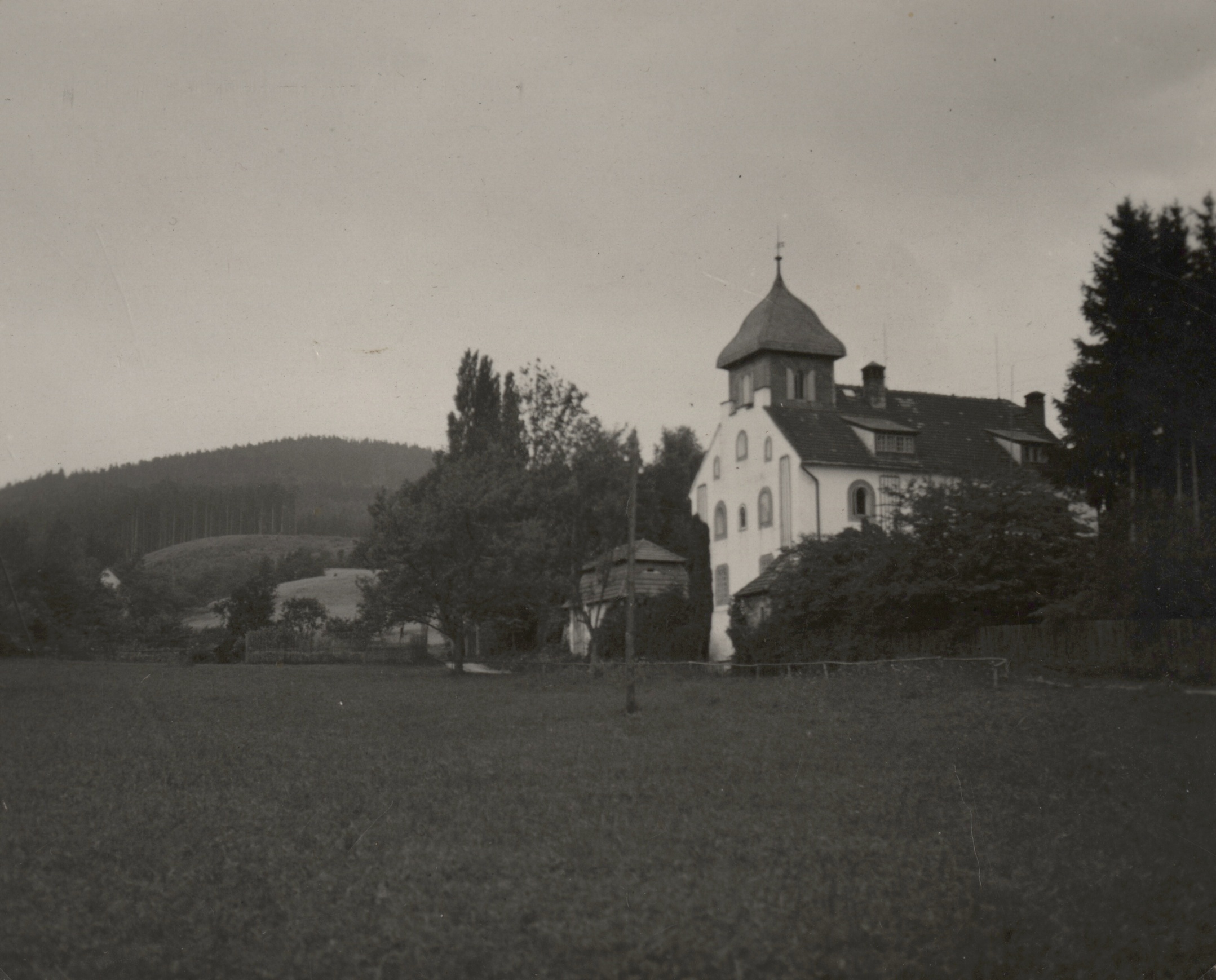 Náhledový obrázek Kozí hrádek v Bílém Potoce (fotografická koláž) - 4
