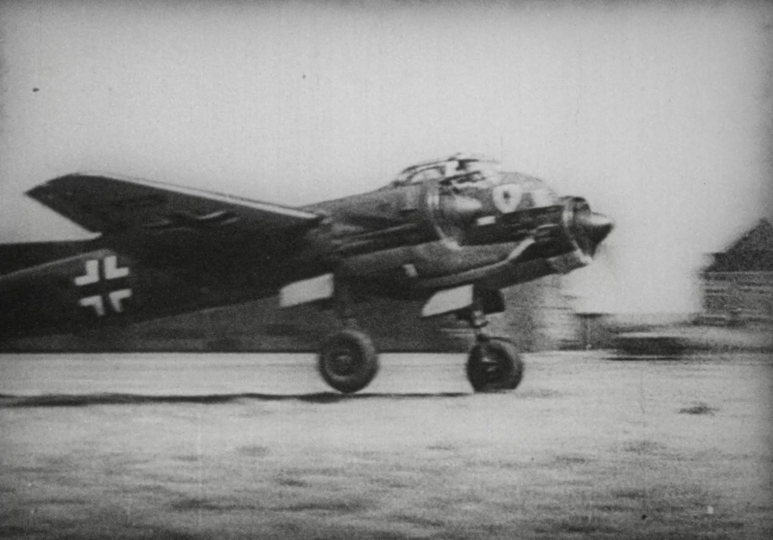 Náhledový obrázek Flieger am Feind - 1