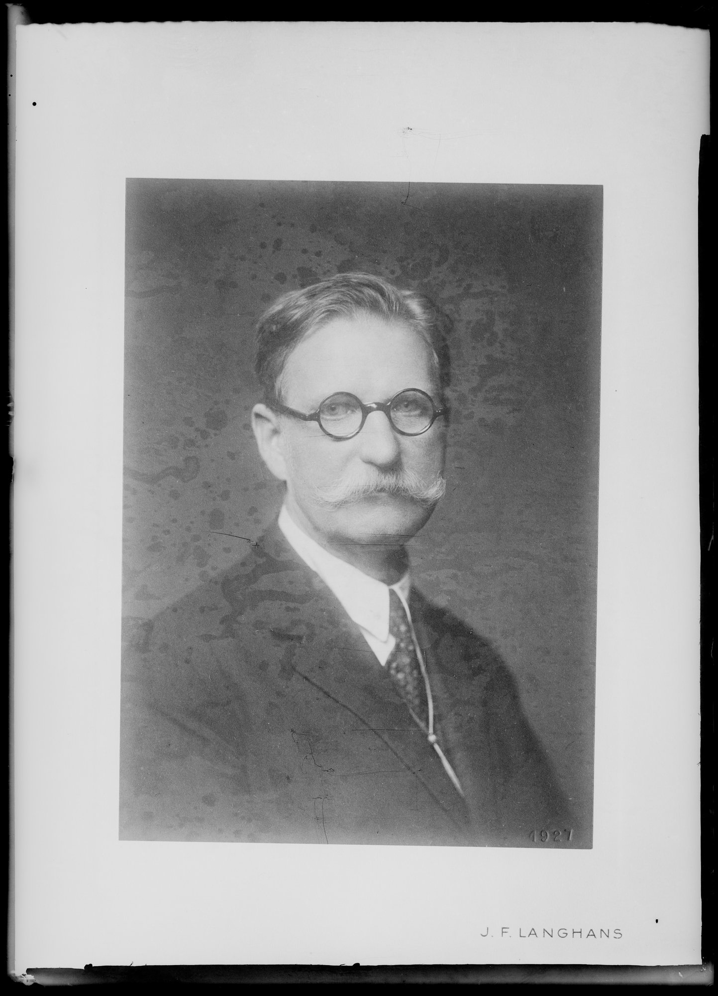 Náhledový obrázek Karel Weis - 1