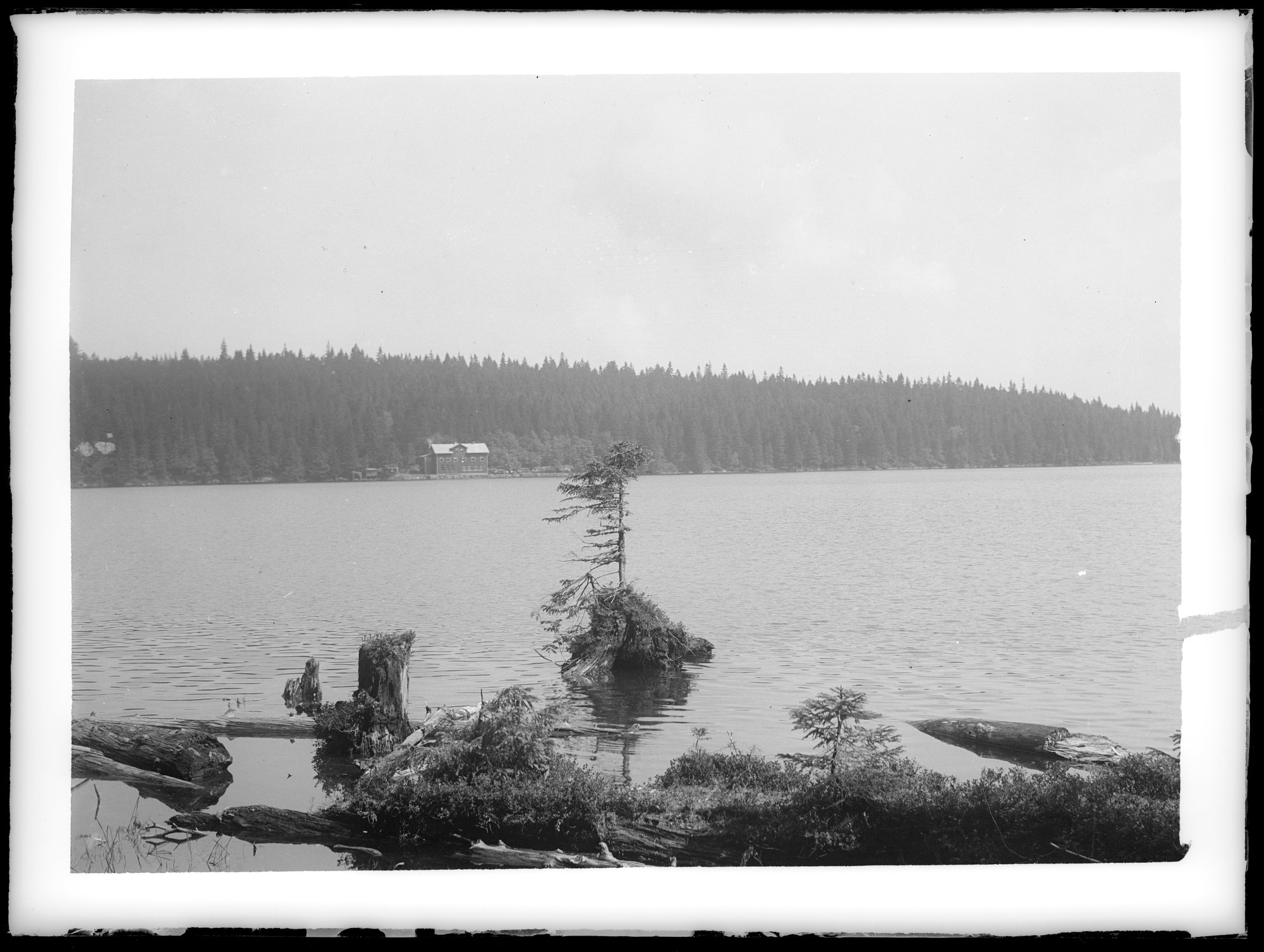 Náhledový obrázek Černé jezero - 1