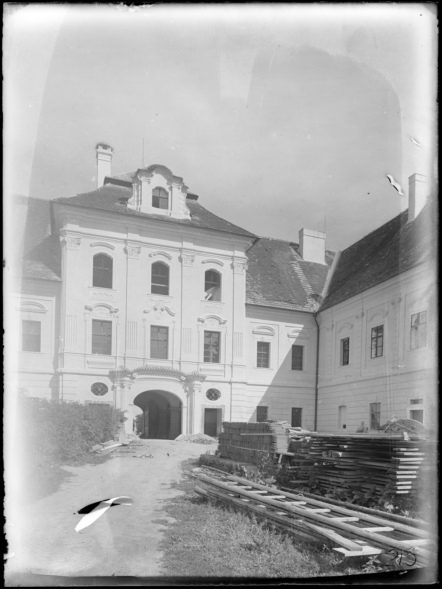 Náhledový obrázek Klášter a zámek Borovany - 2