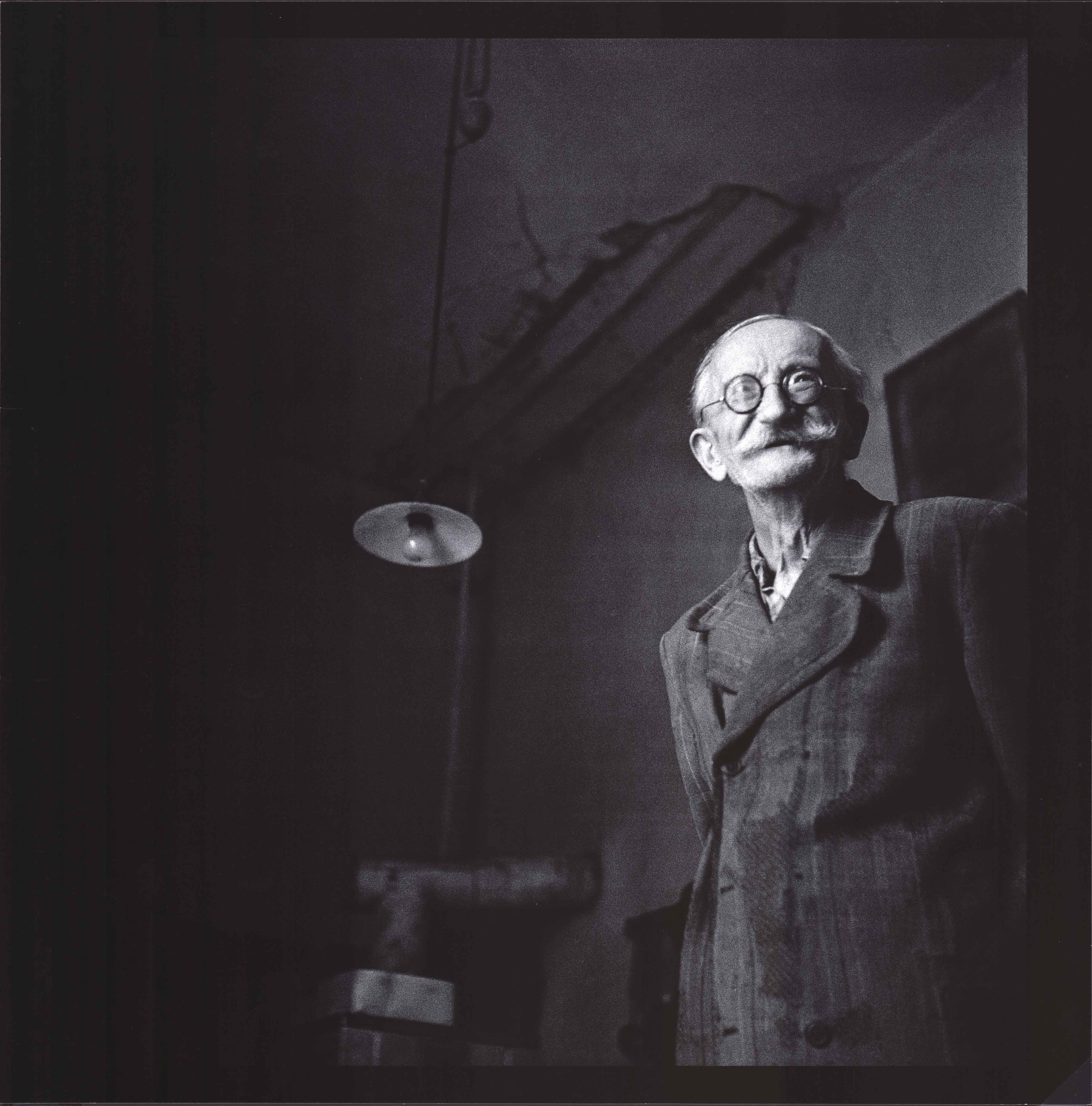 Náhledový obrázek Škoch Jiří, Bohuslav Reynek se usmívá (ze souboru Petrkov Bohuslava Reynka 1967 – 1975) - 1