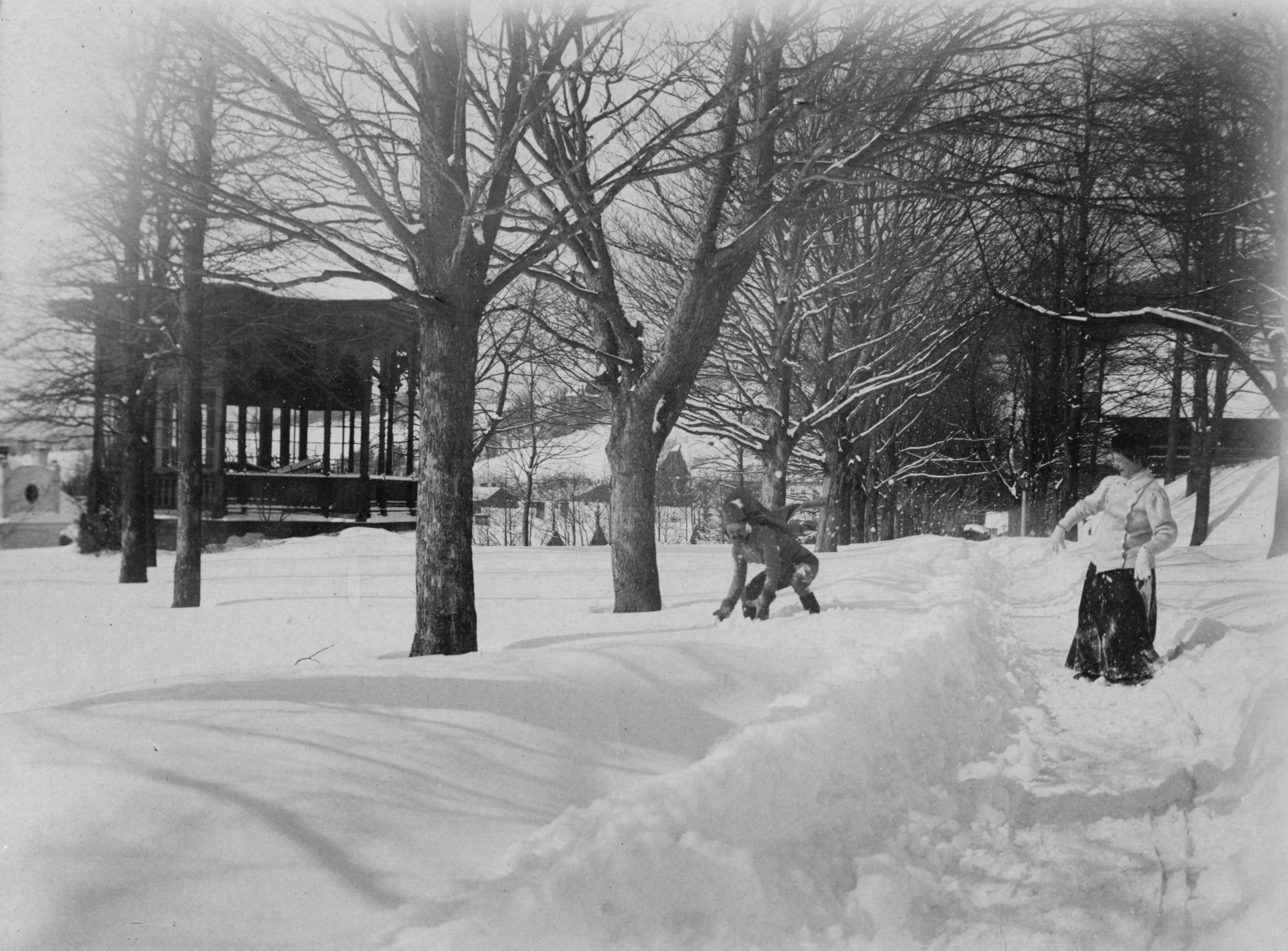 Náhledový obrázek Hudební pavilon v Lázních Jeseník (čb. fotografie) - 1