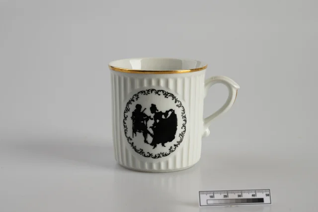 Náhledový obrázek předmětu Porcelánový hrnek