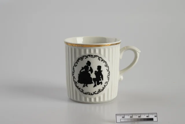 Náhledový obrázek předmětu Porcelánový hrnek
