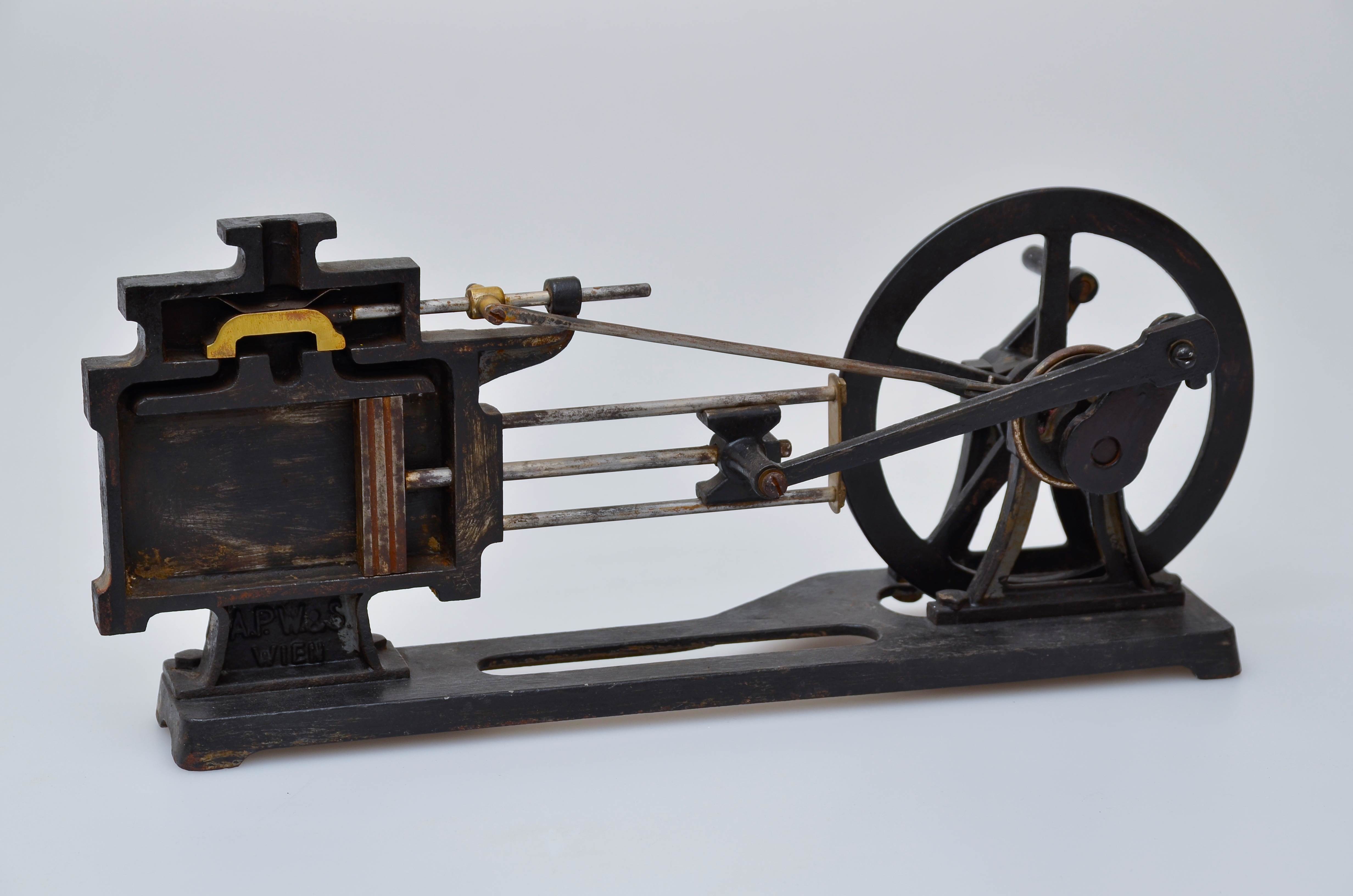 Náhledový obrázek Model parního stroje - 1