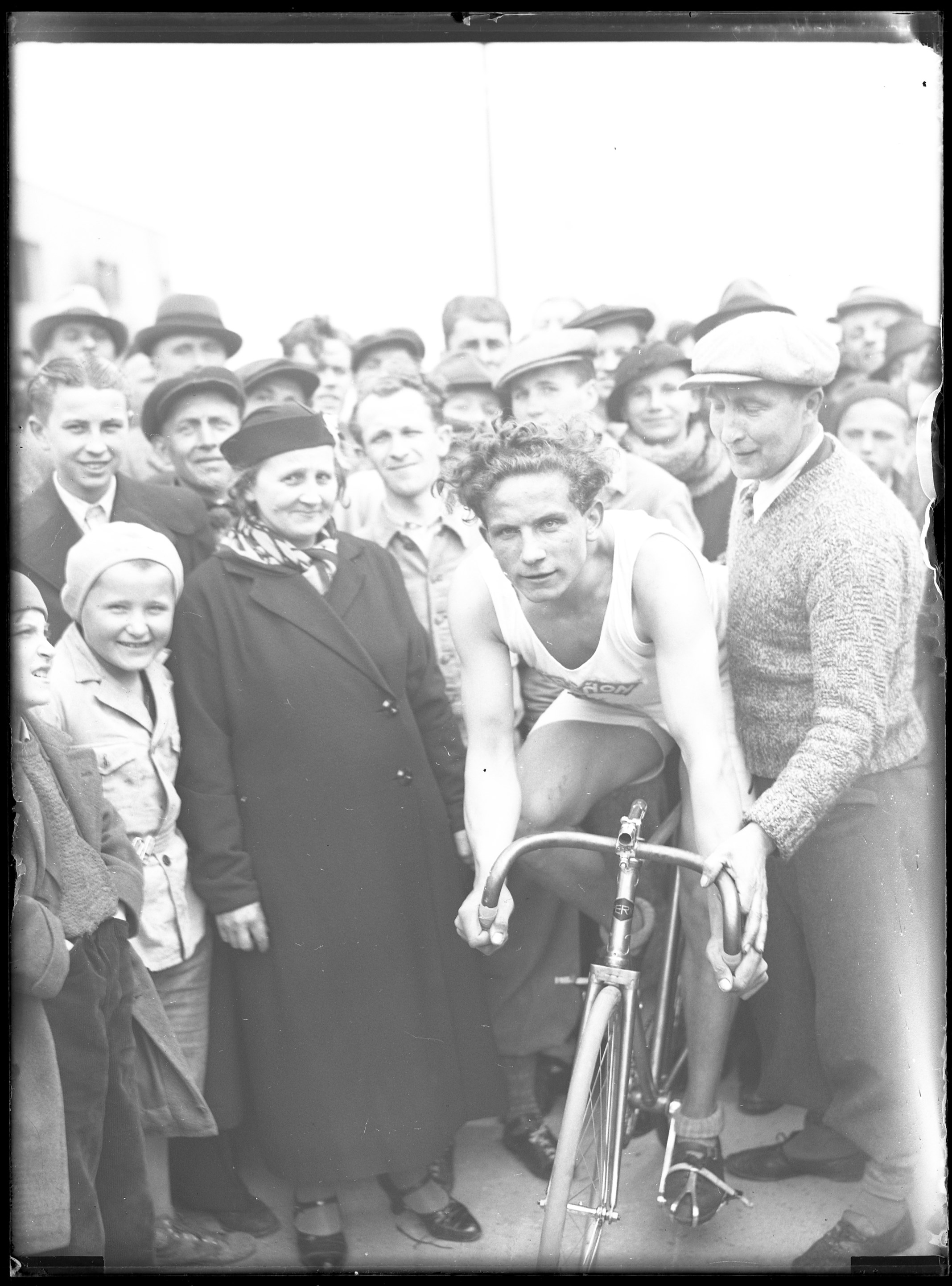 Náhledový obrázek Cyklistický závod do vrchu Barrandov o mistrovství ČSR - 1