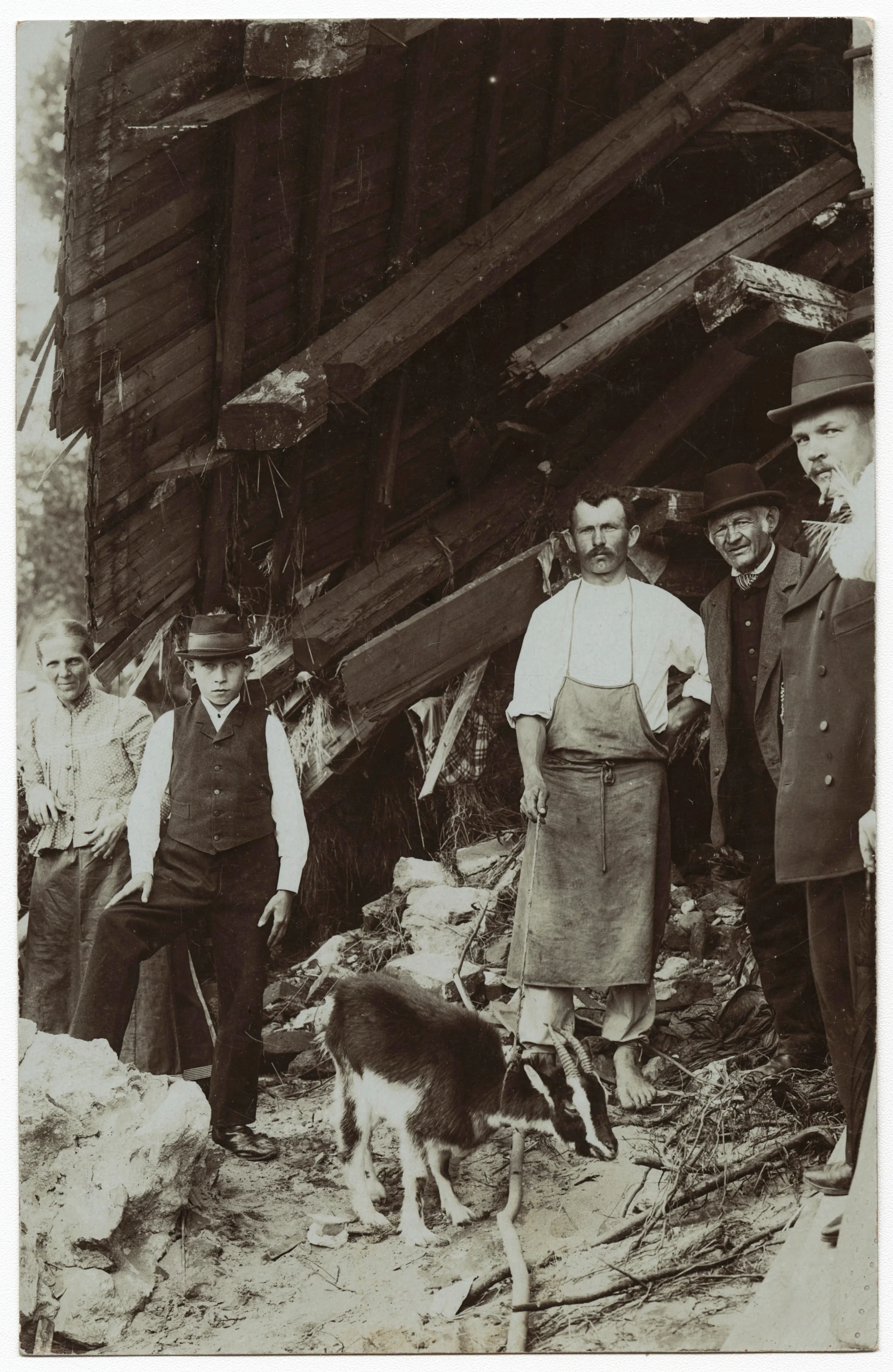 Náhledový obrázek předmětu Povodeň r. 1903: Mikulovice (čb. fotografie)