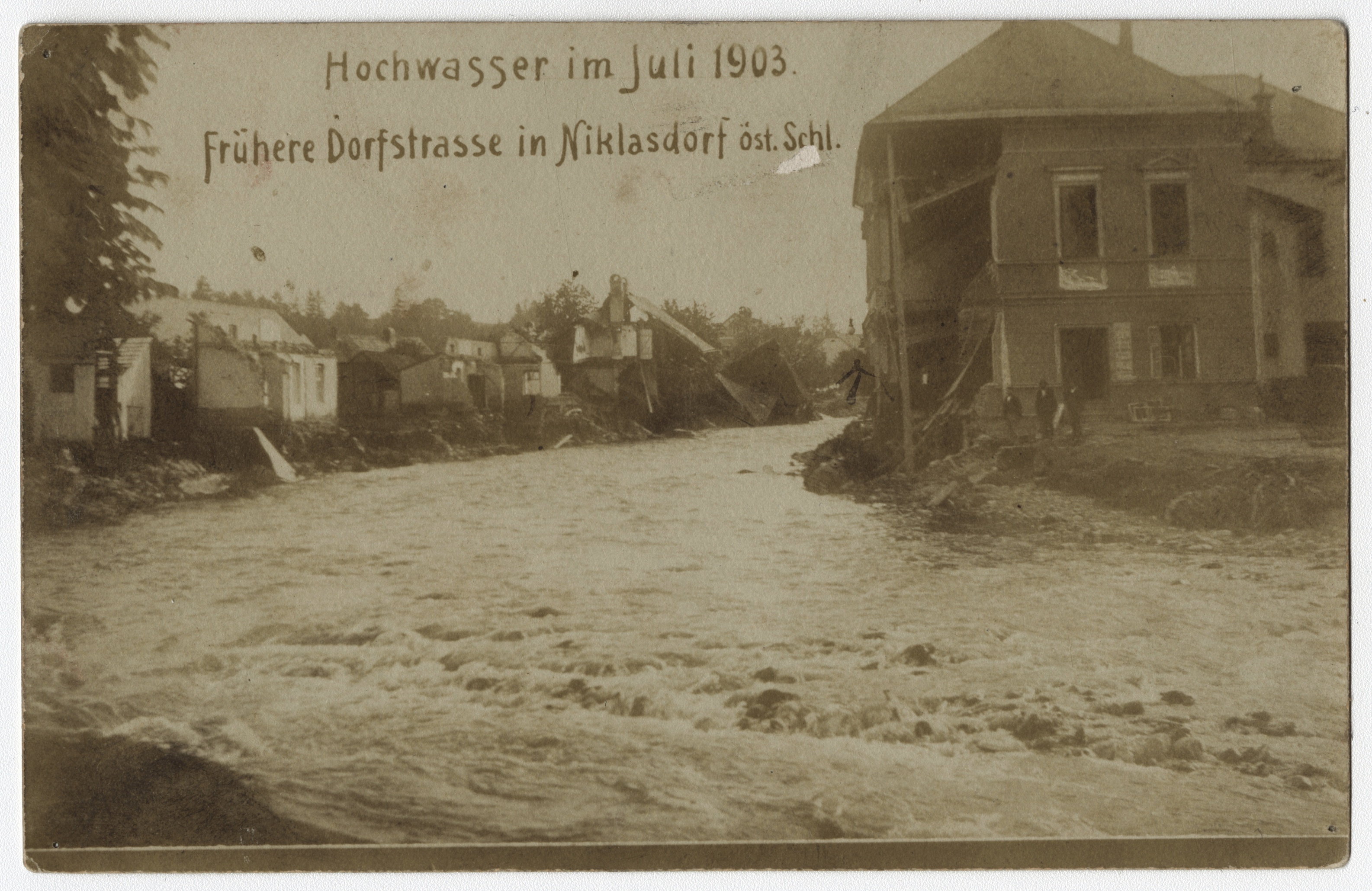 Náhledový obrázek Povodeň r. 1903: Mikulovice (čb. fotografie) - 1